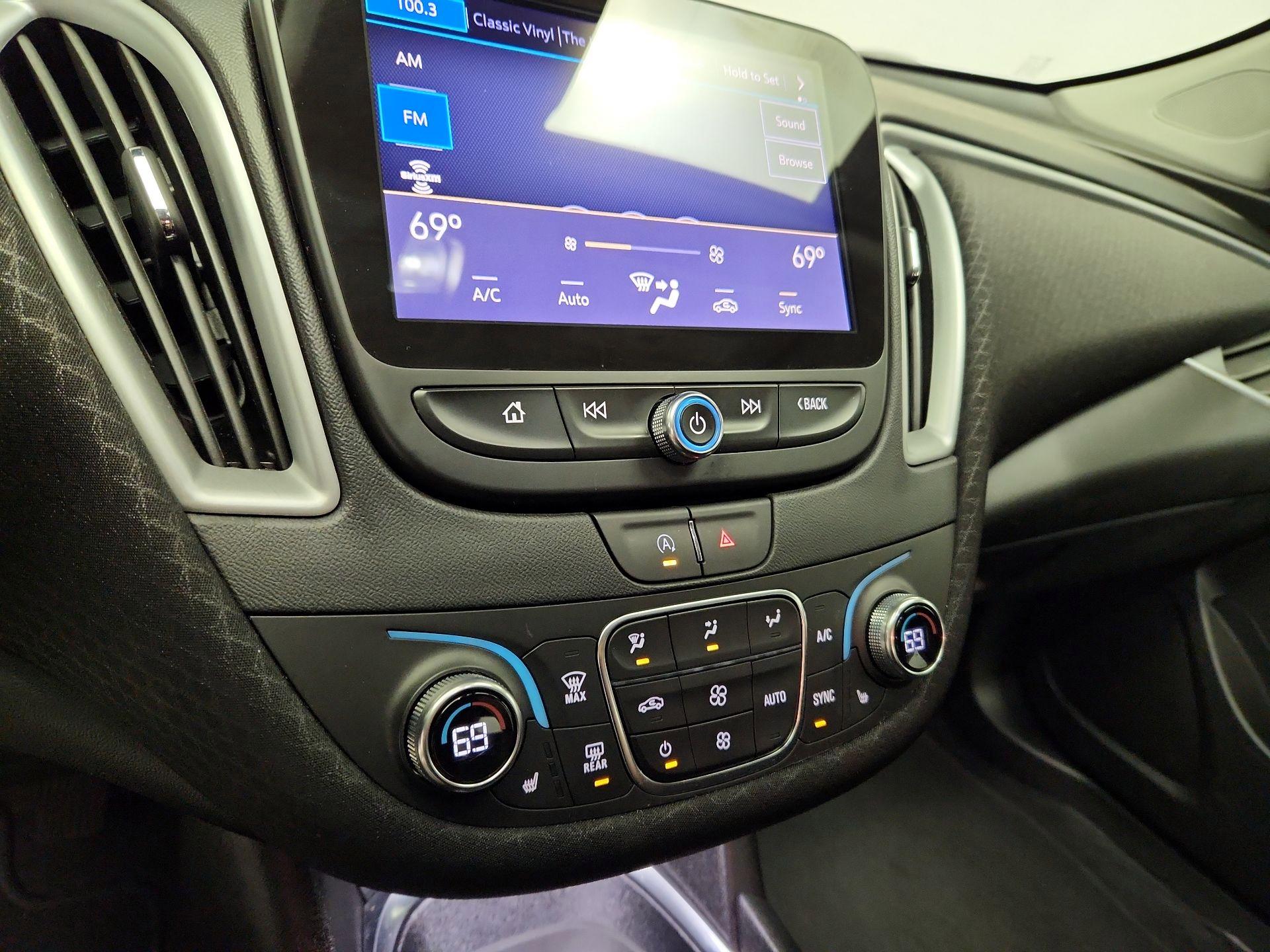 Thumbnail: 2024 Chevrolet Malibu - 16