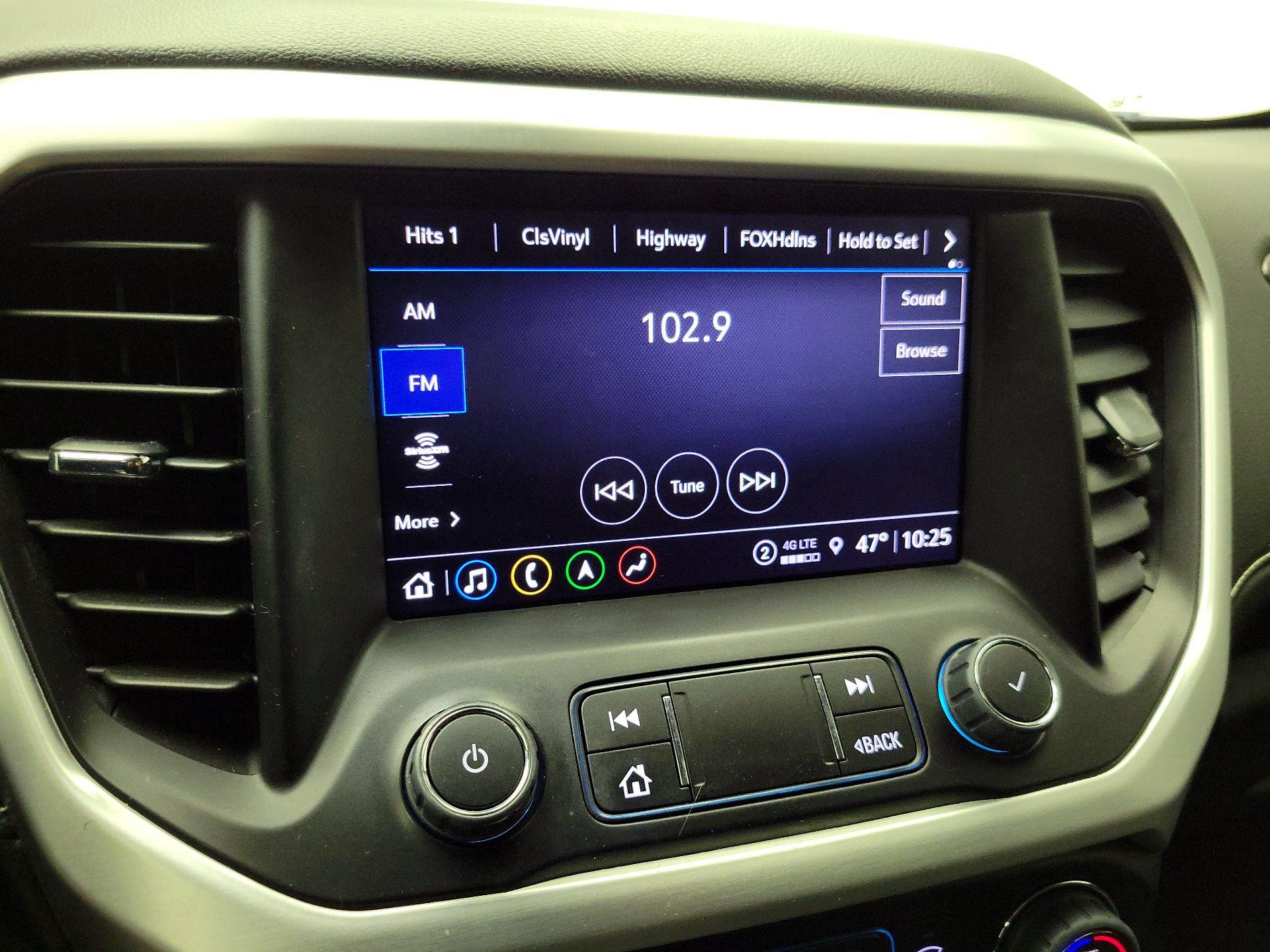 Thumbnail: 2023 GMC Acadia - 16