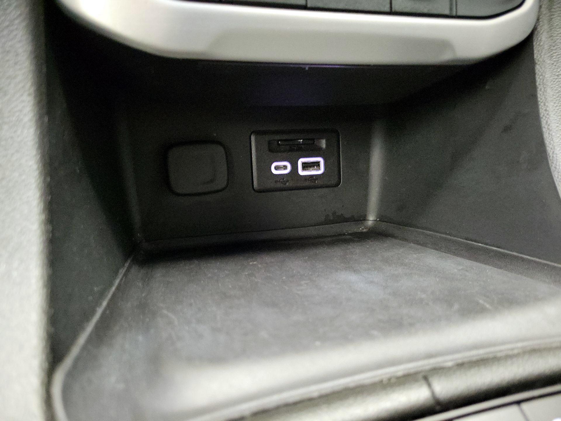 Thumbnail: 2023 GMC Acadia - 19