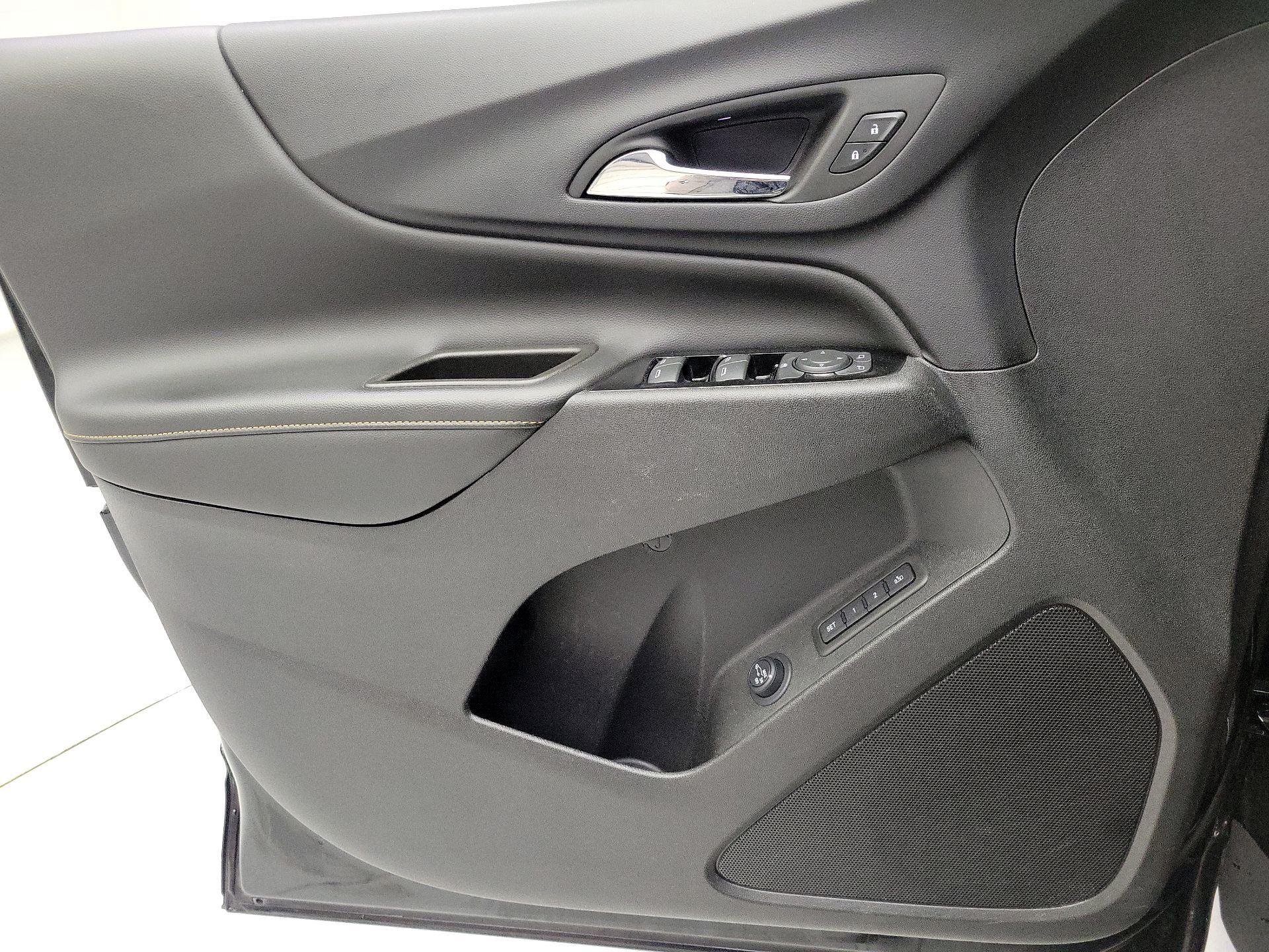 Thumbnail: 2023 Chevrolet Equinox - 12