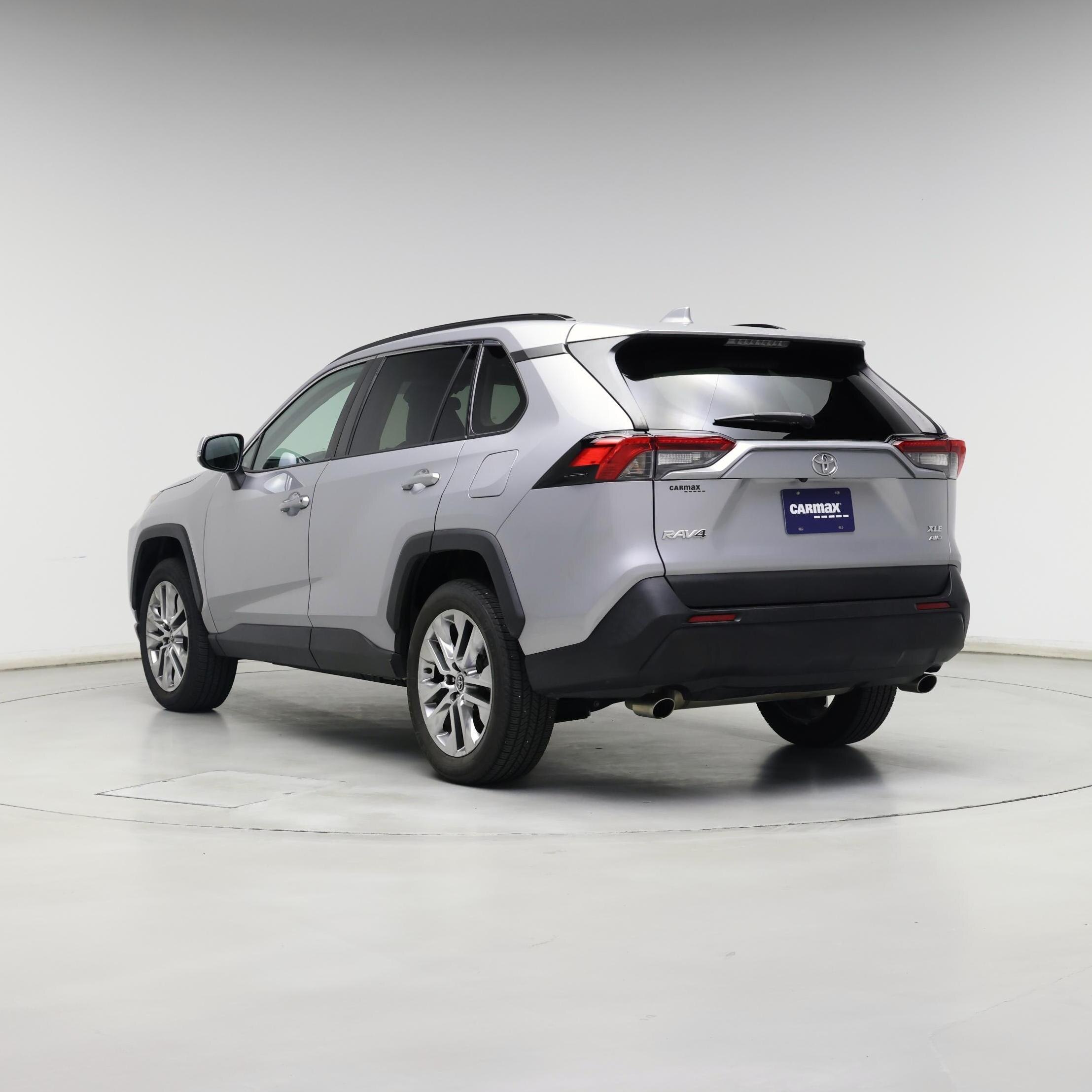 Thumbnail: 2020 Toyota RAV4 - 2