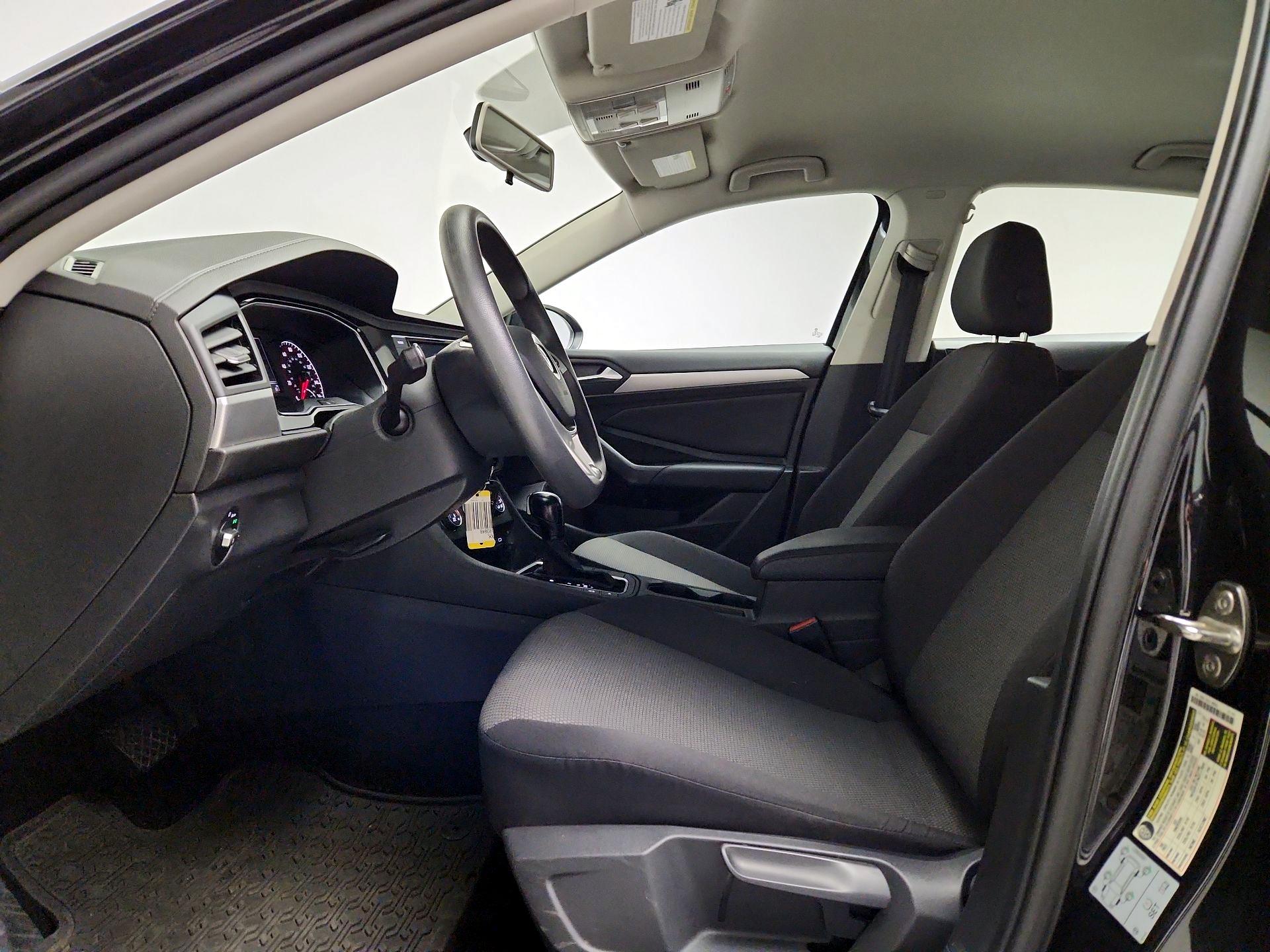 Thumbnail: 2021 Volkswagen Jetta - 11