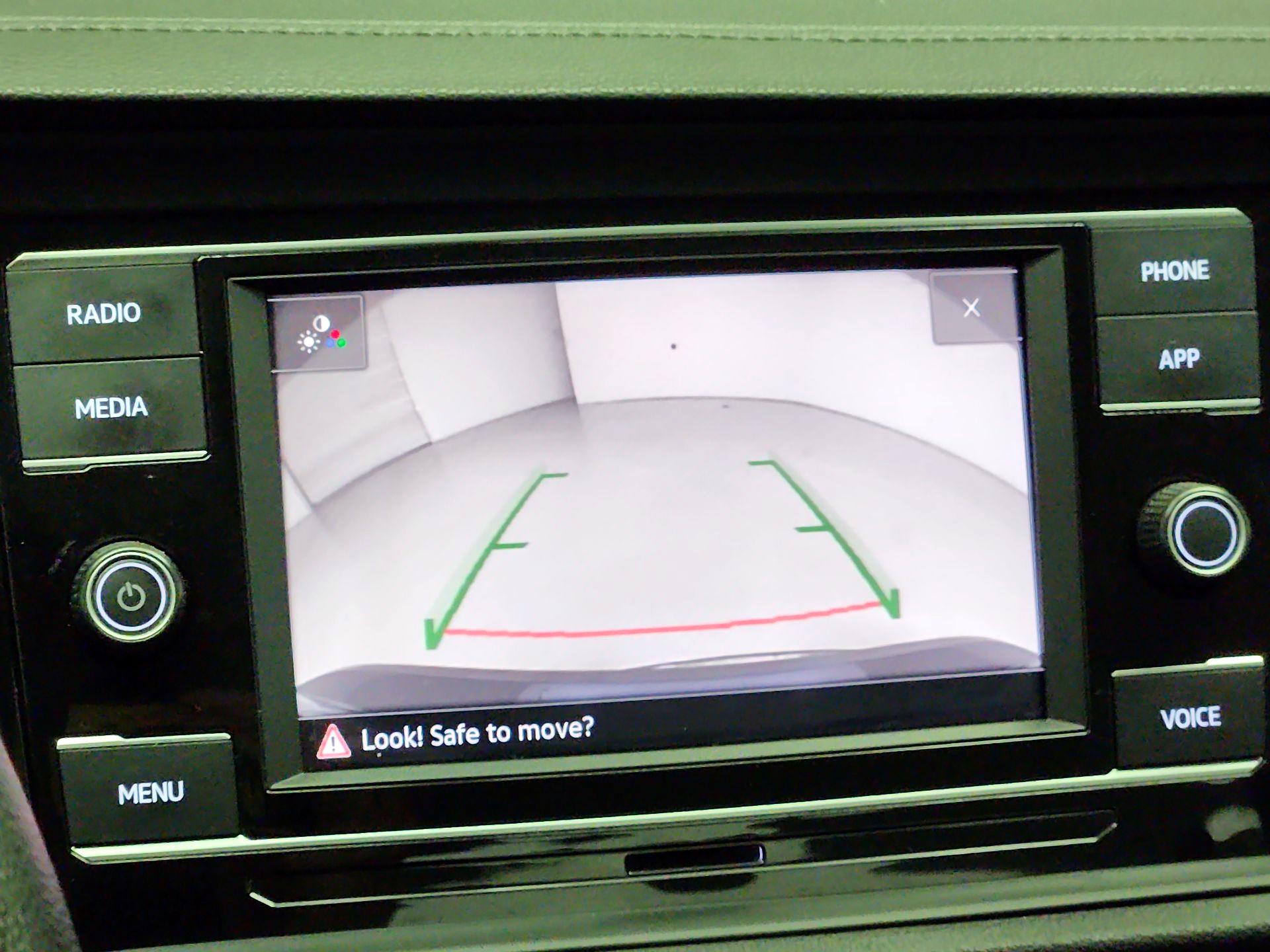 Thumbnail: 2021 Volkswagen Jetta - 14