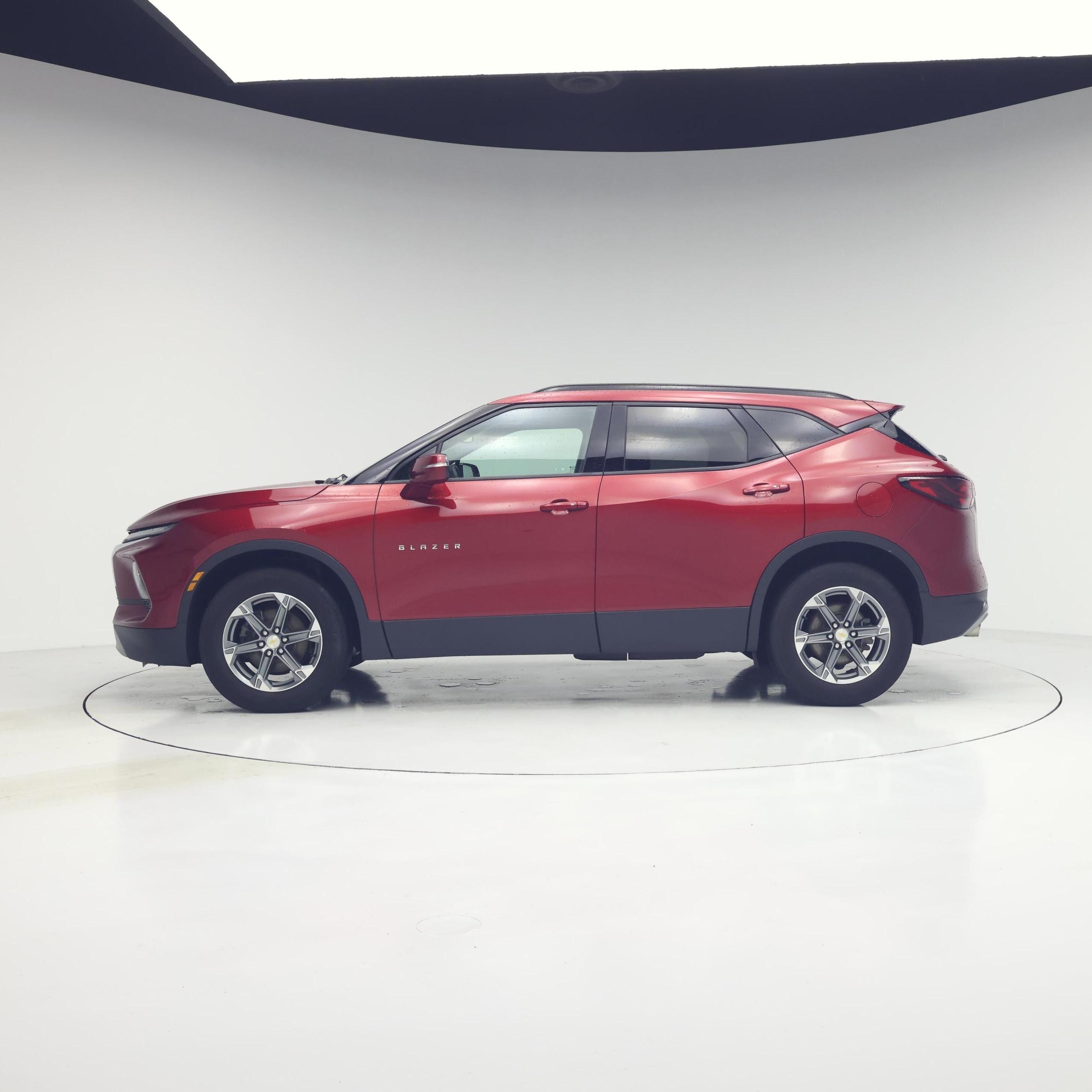 Thumbnail: 2023 Chevrolet Blazer - 3