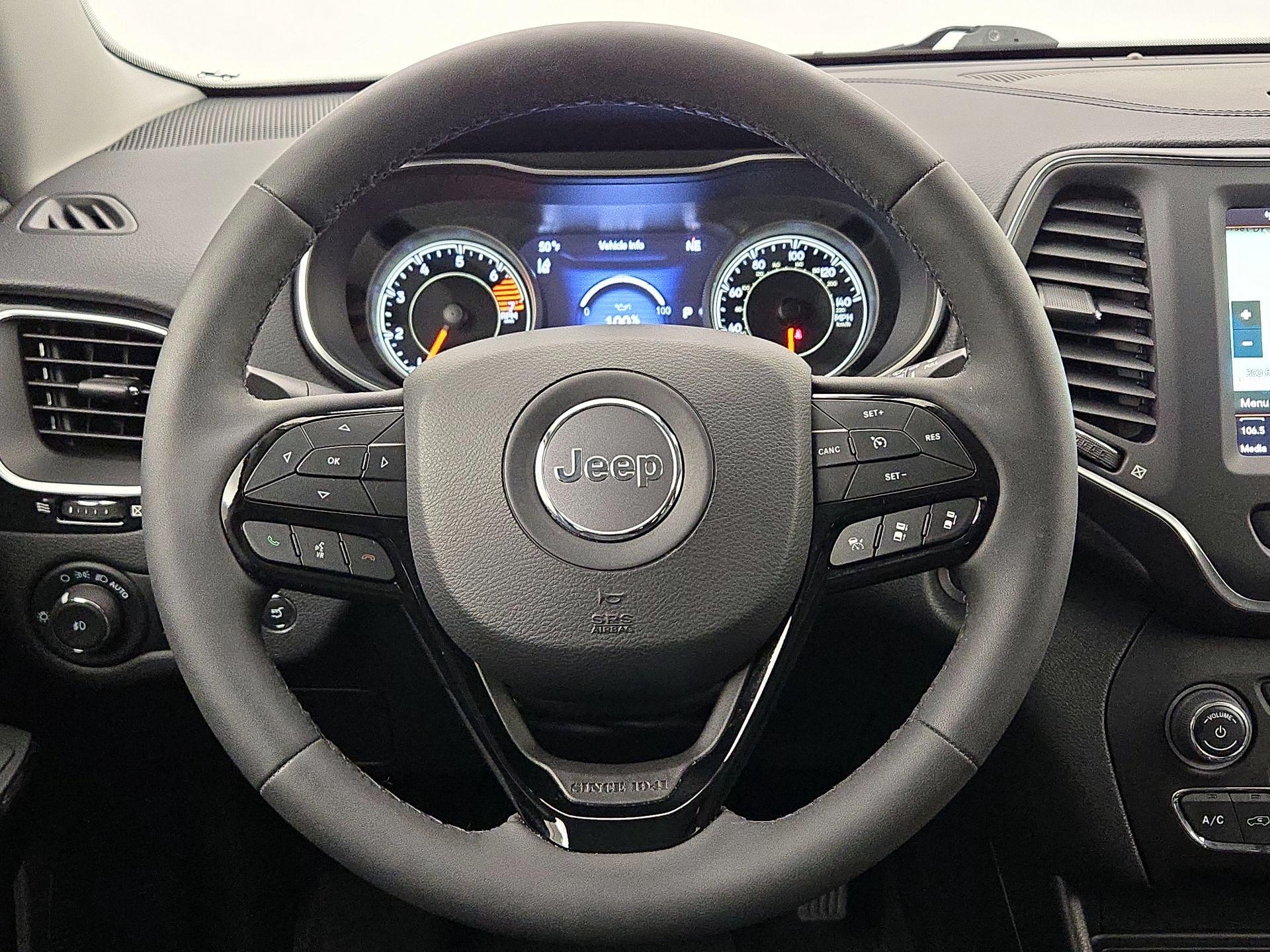 Thumbnail: 2023 Jeep Cherokee - 10