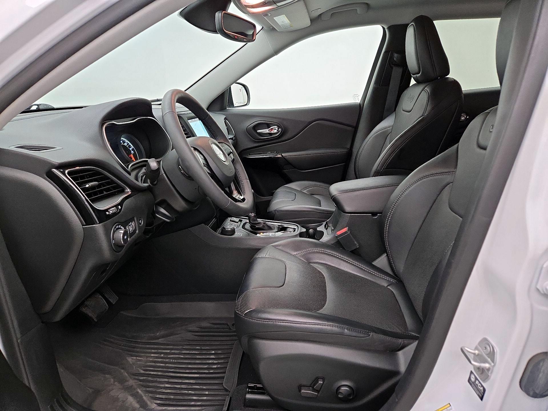 Thumbnail: 2023 Jeep Cherokee - 11