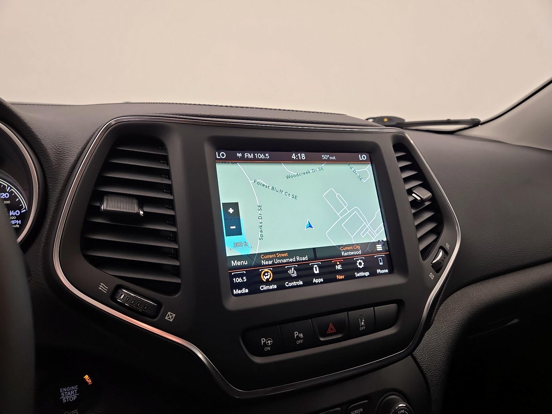 Thumbnail: 2023 Jeep Cherokee - 14