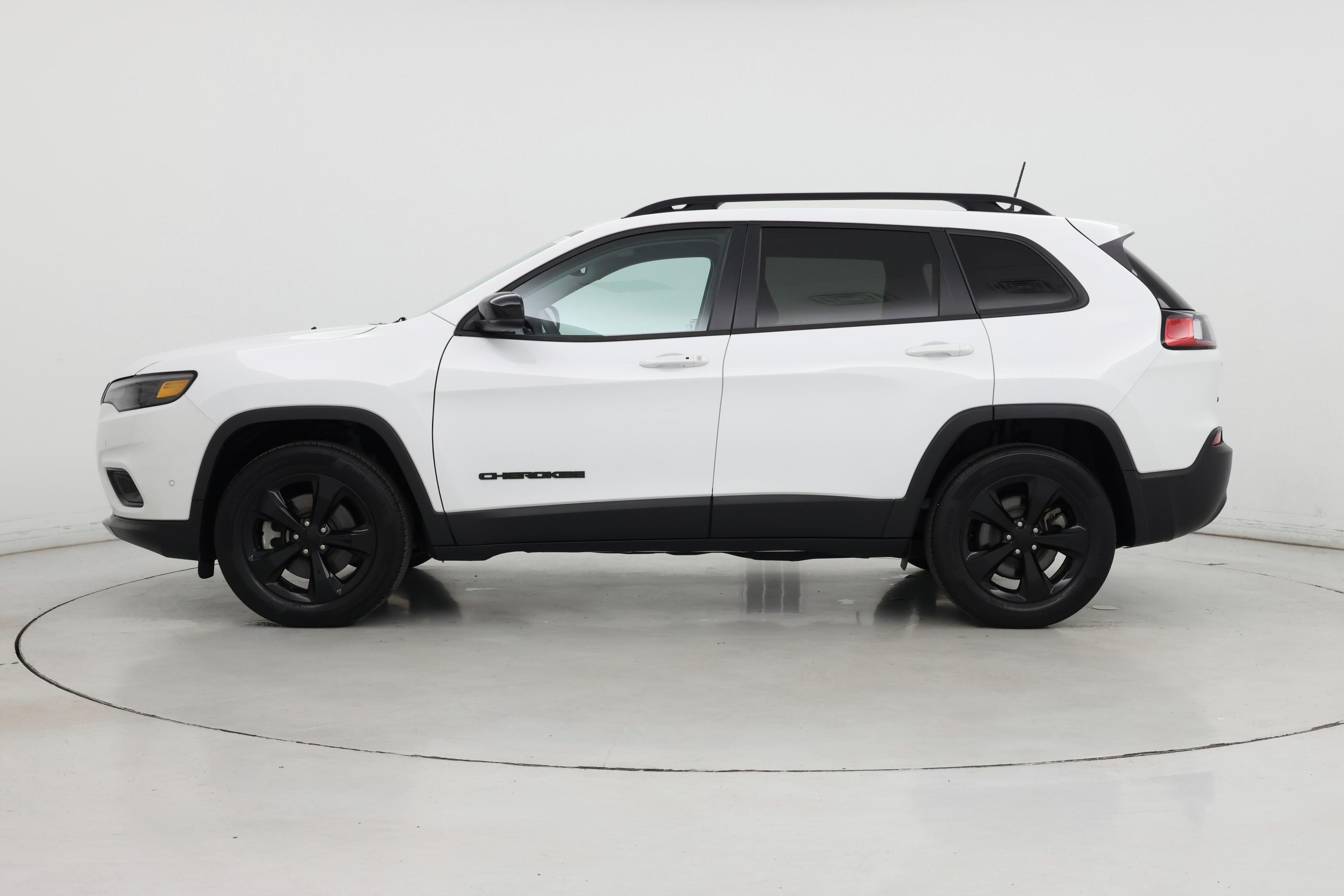 Thumbnail: 2023 Jeep Cherokee - 3