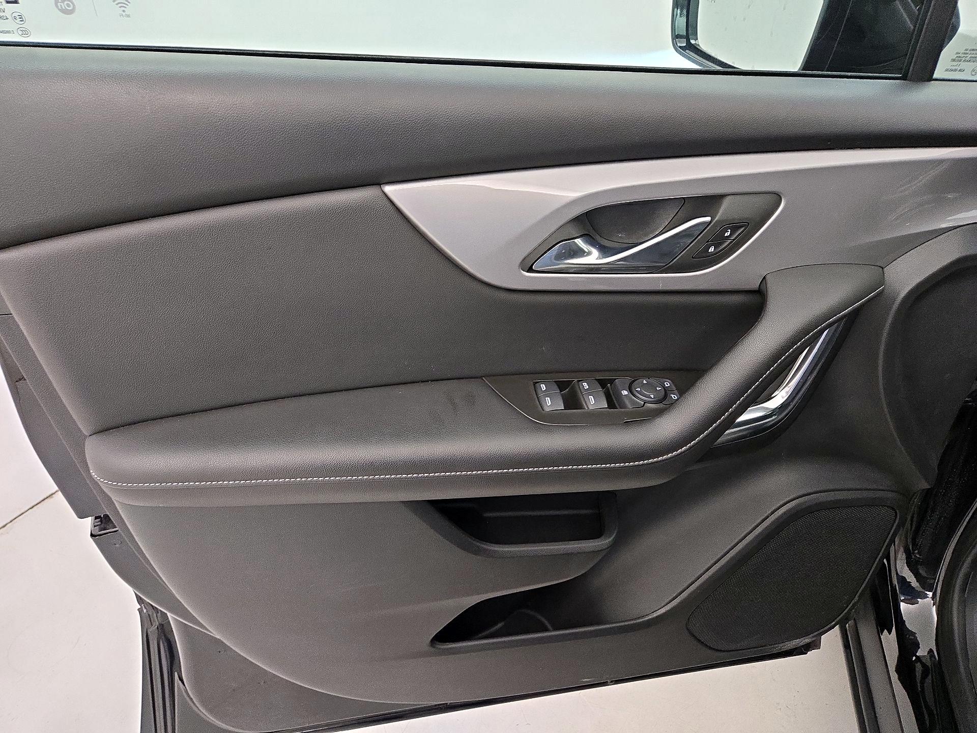 Thumbnail: 2023 Chevrolet Blazer - 12