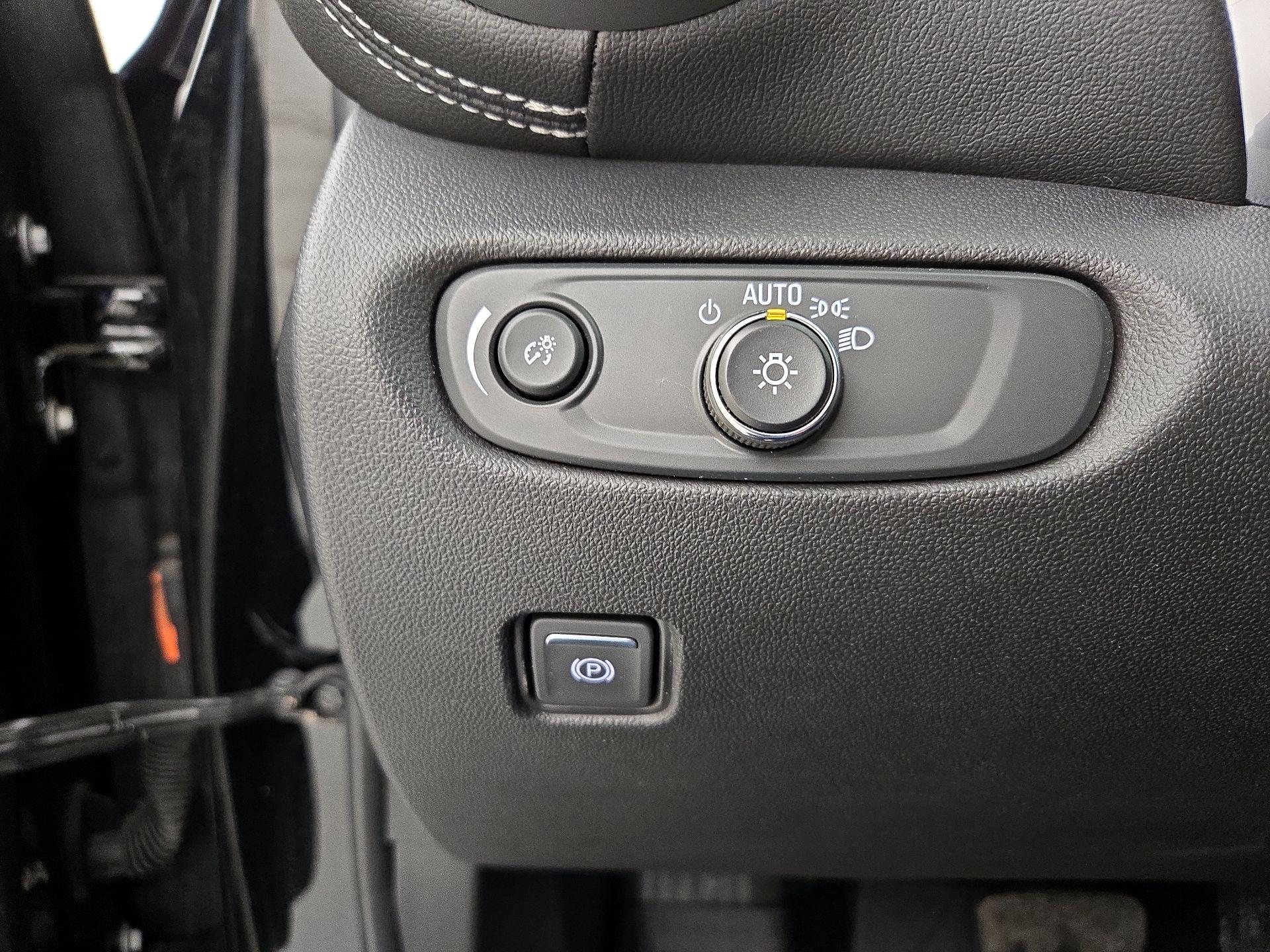 Thumbnail: 2023 Chevrolet Blazer - 13