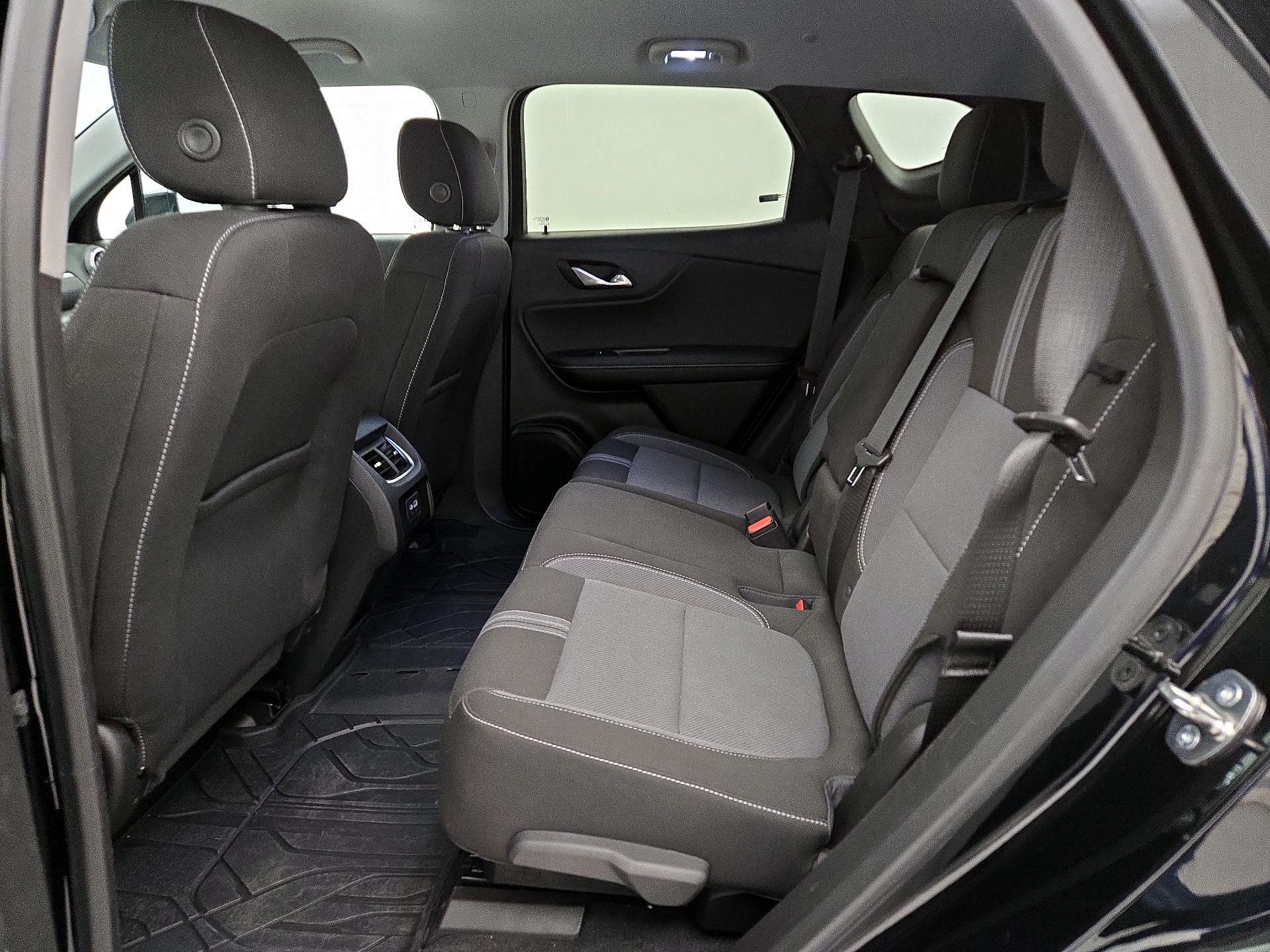 Thumbnail: 2023 Chevrolet Blazer - 19