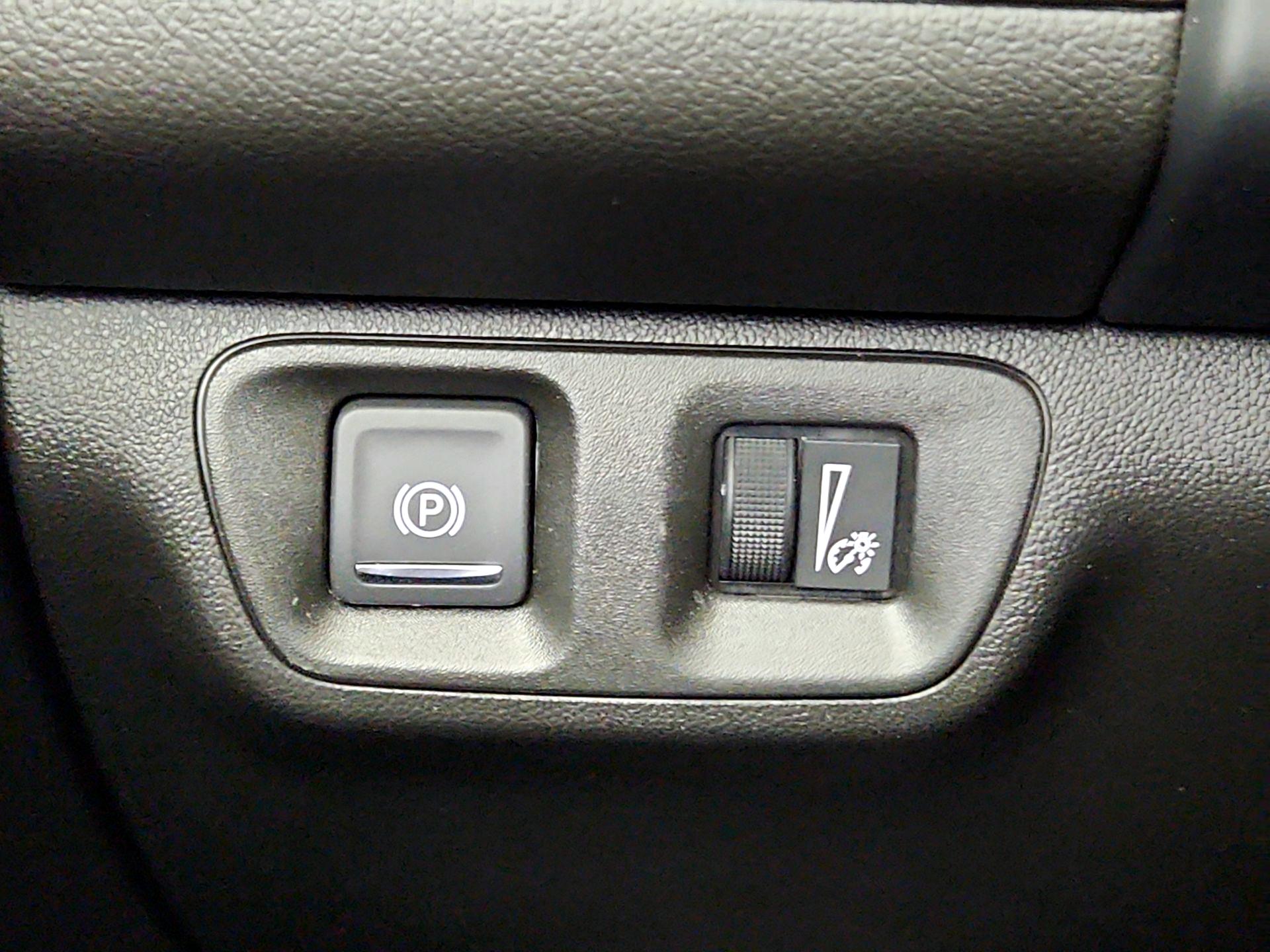 Thumbnail: 2023 GMC Acadia - 13