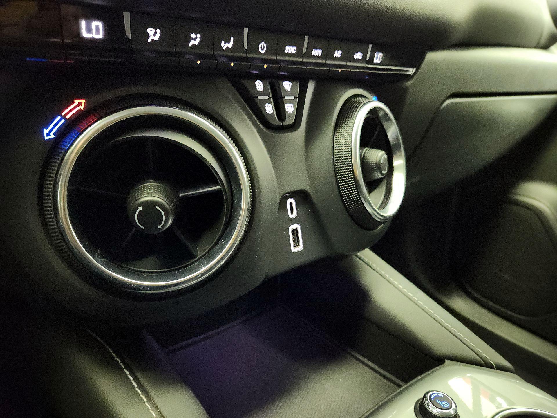 Thumbnail: 2023 Chevrolet Blazer - 18