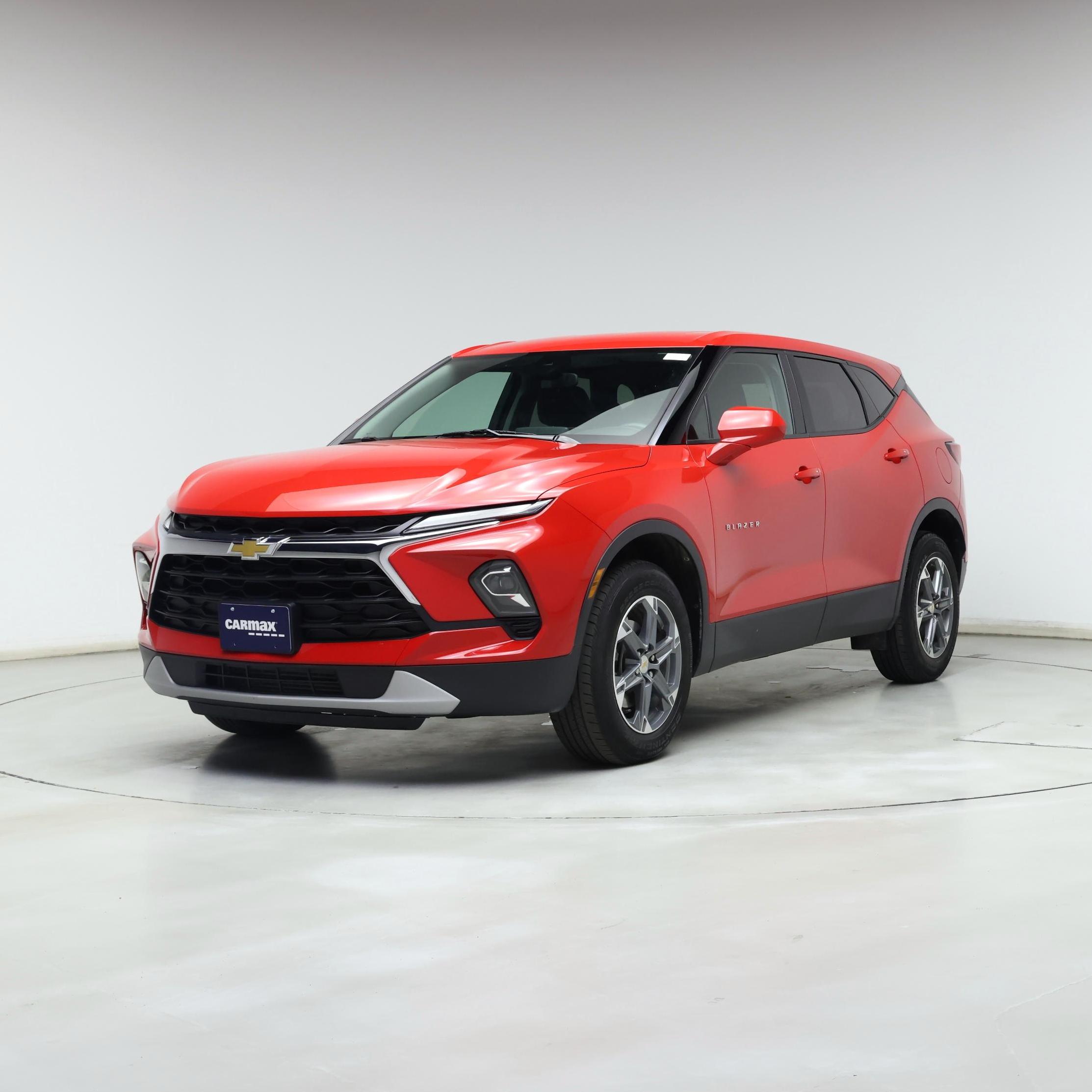 Thumbnail: 2023 Chevrolet Blazer - 4