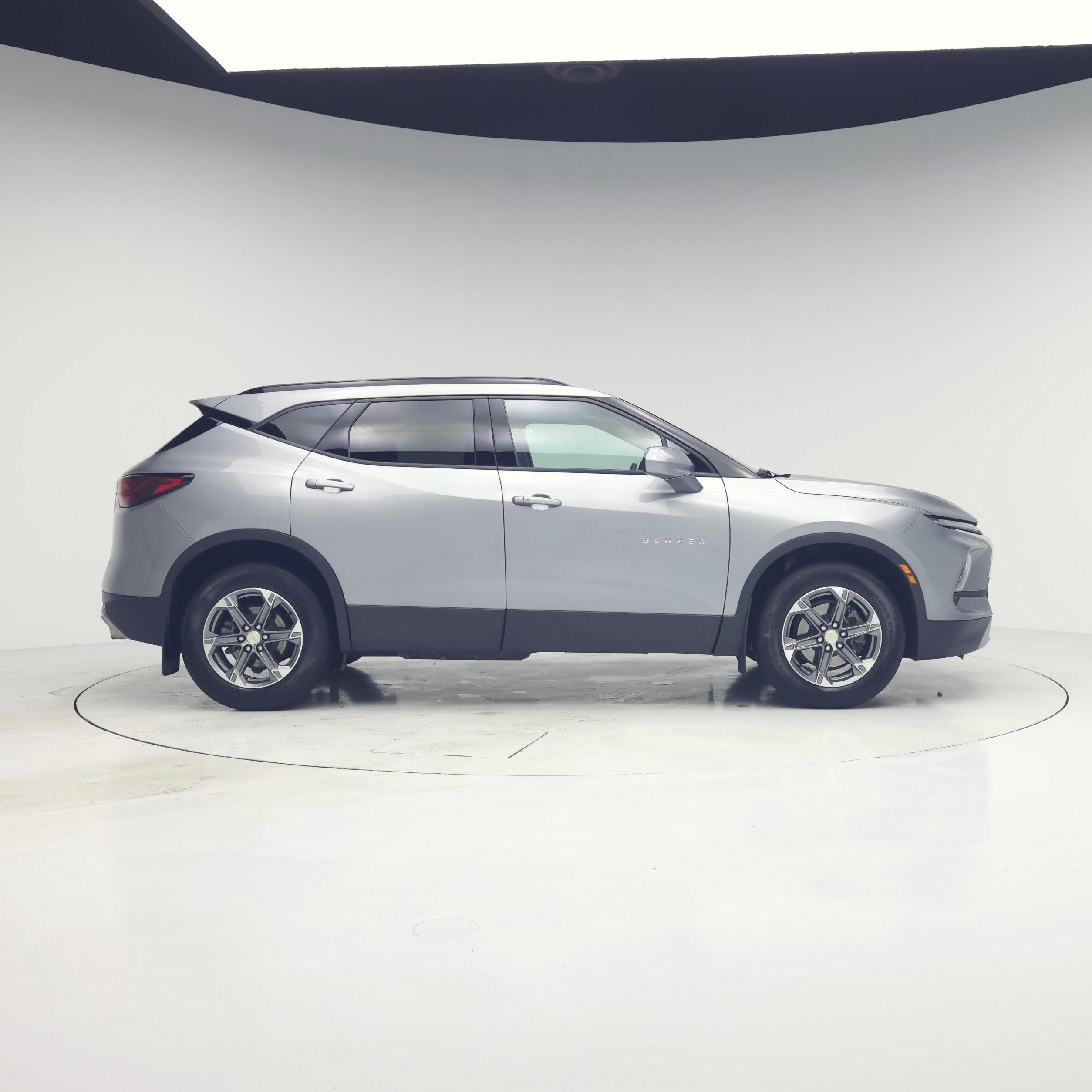 Thumbnail: 2023 Chevrolet Blazer - 7