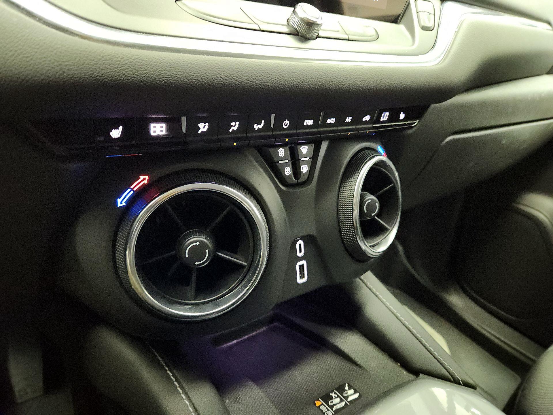 Thumbnail: 2024 Chevrolet Blazer - 16