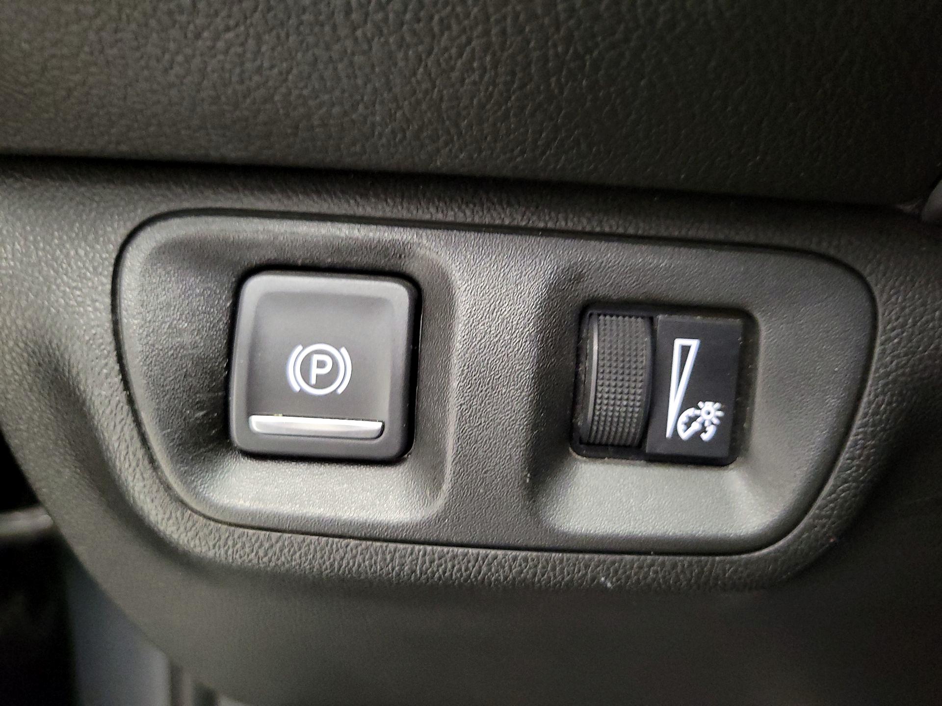 Thumbnail: 2023 GMC Acadia - 13