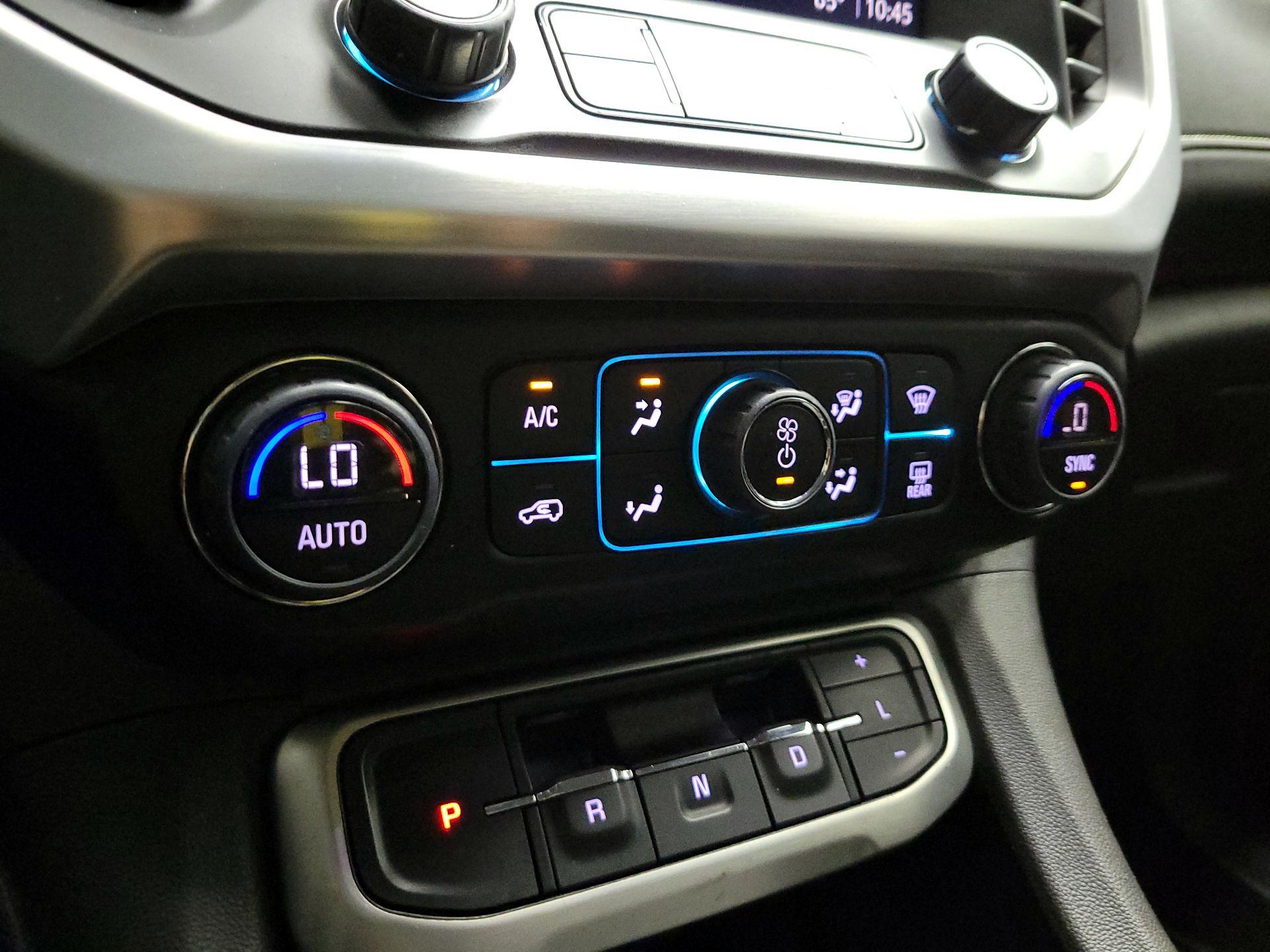 Thumbnail: 2023 GMC Acadia - 16