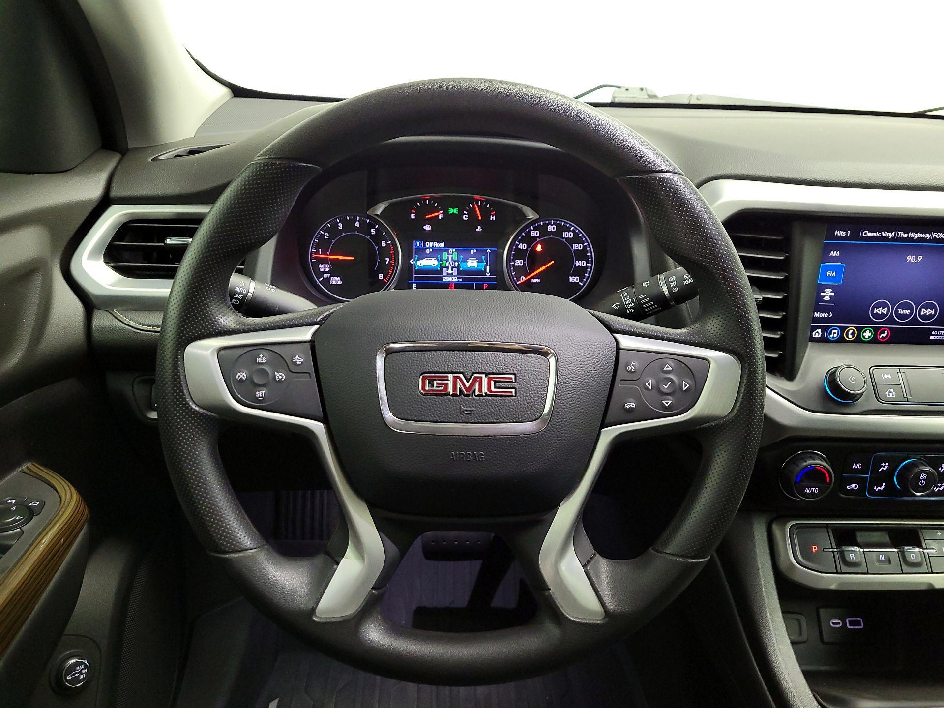 Thumbnail: 2023 GMC Acadia - 10