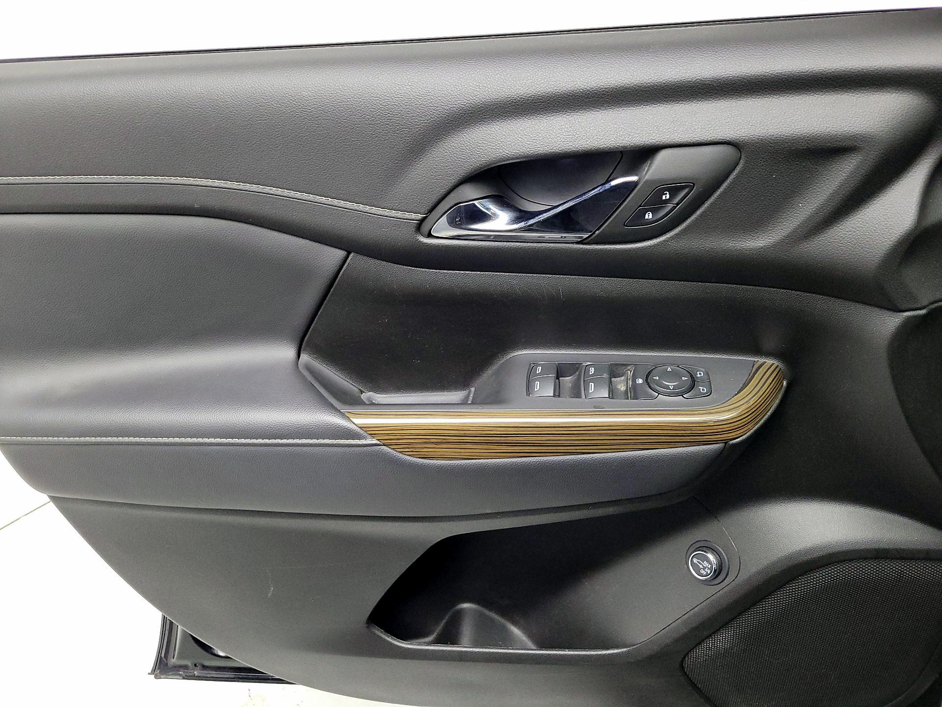 Thumbnail: 2023 GMC Acadia - 12