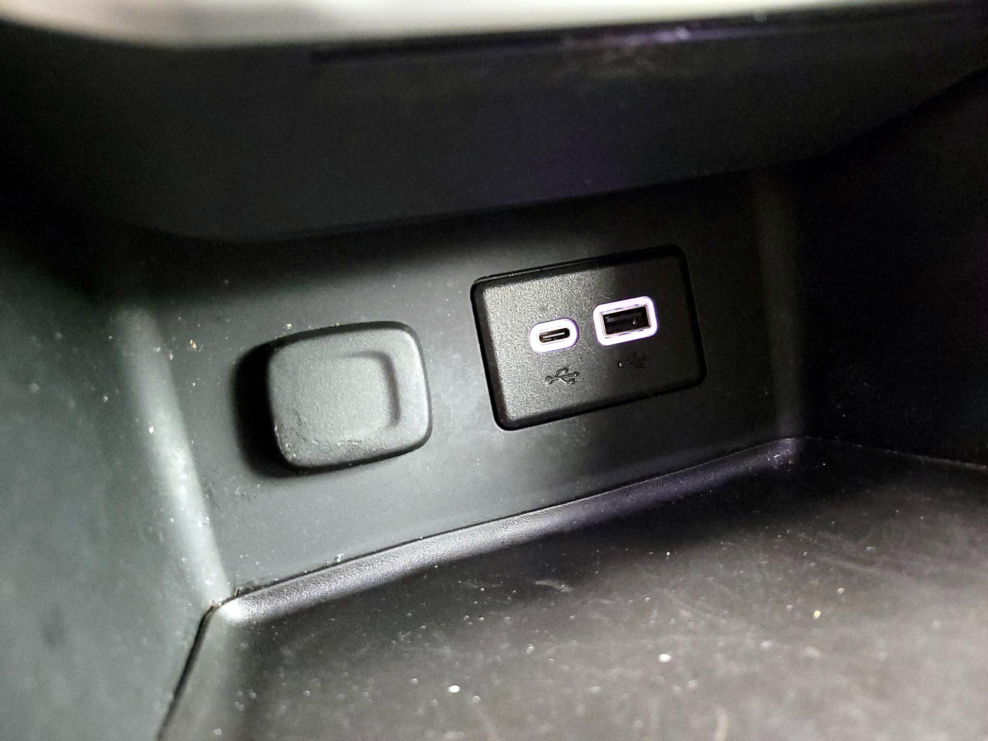 Thumbnail: 2023 GMC Acadia - 18