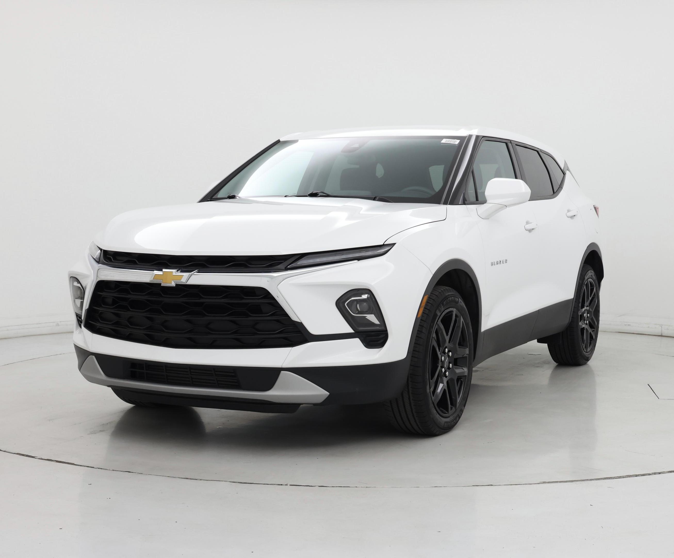 Thumbnail: 2023 Chevrolet Blazer - 4