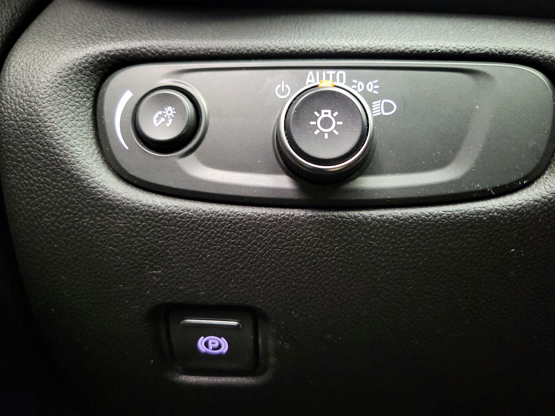 Thumbnail: 2023 Chevrolet Blazer - 13