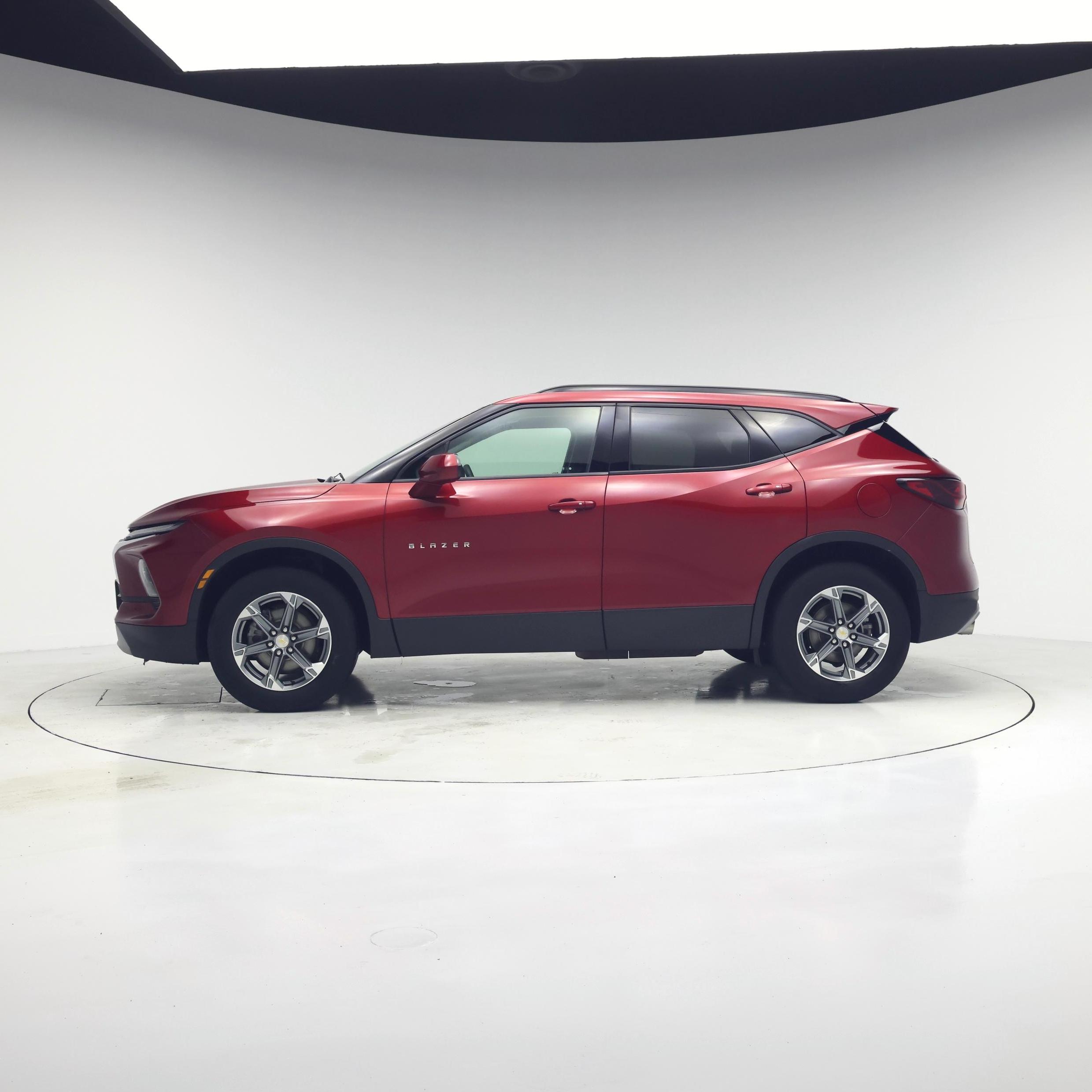 Thumbnail: 2023 Chevrolet Blazer - 3