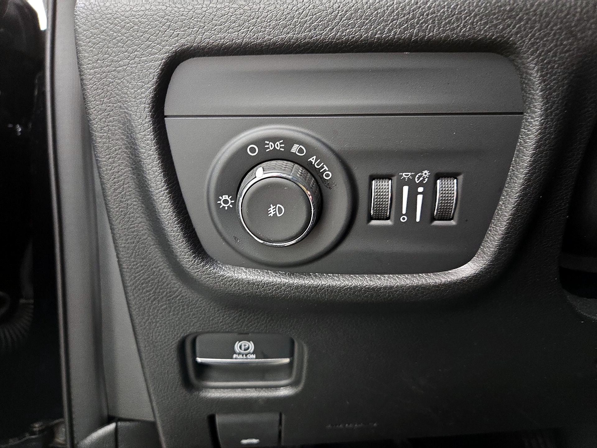 Thumbnail: 2023 Jeep Grand Cherokee - 13