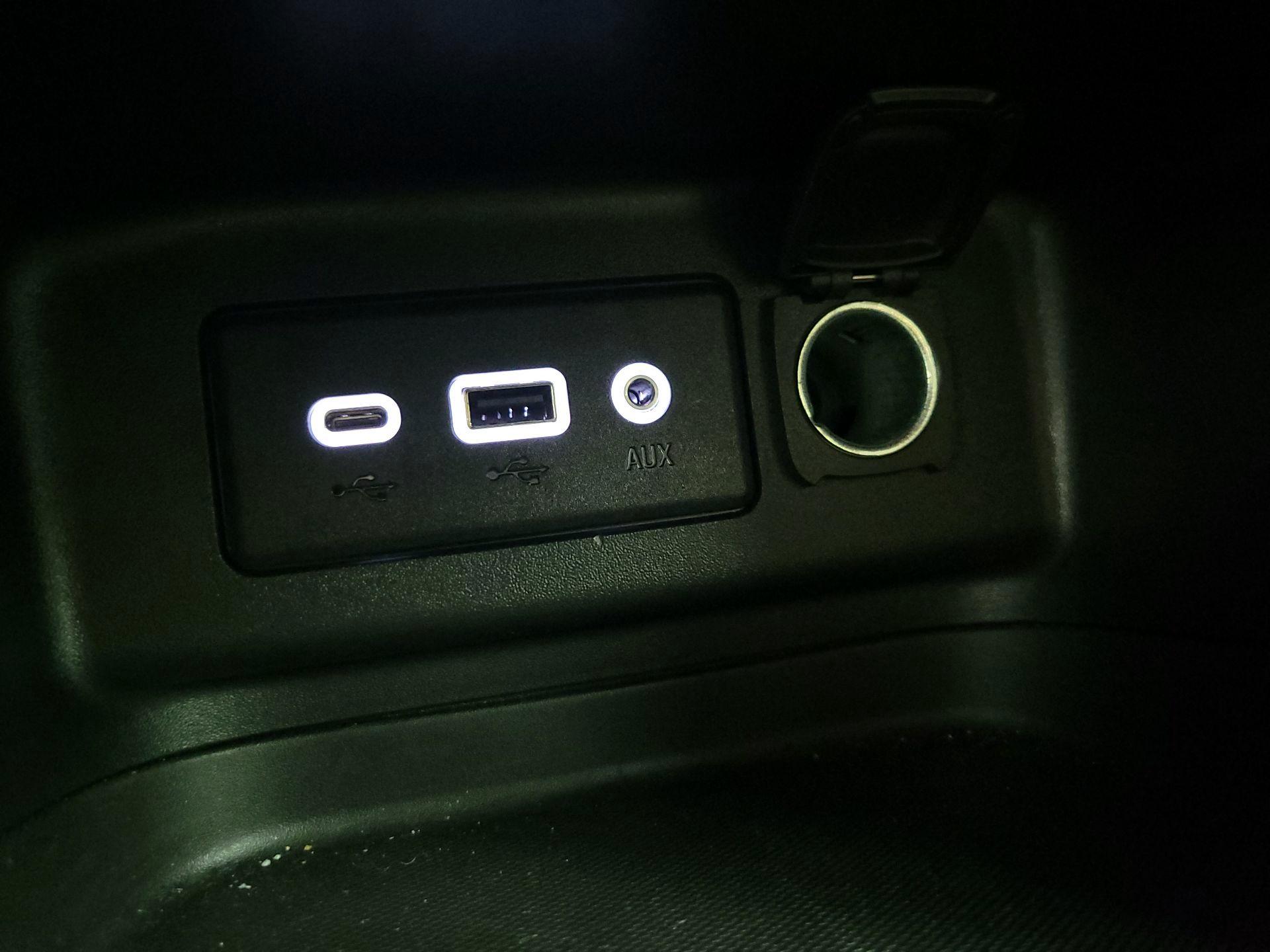 Thumbnail: 2024 Chevrolet Equinox - 18