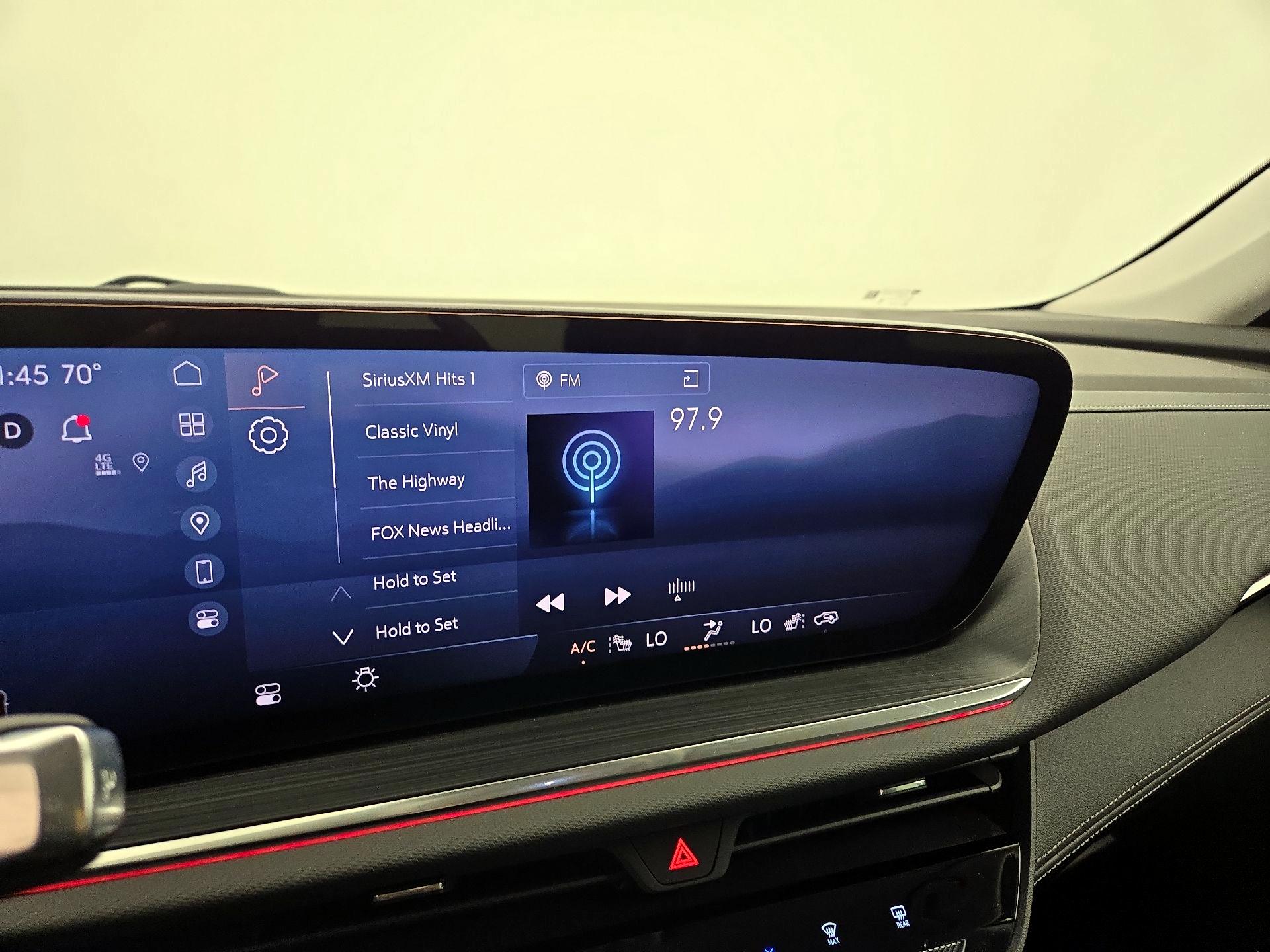 Thumbnail: 2025 Buick Envision - 16