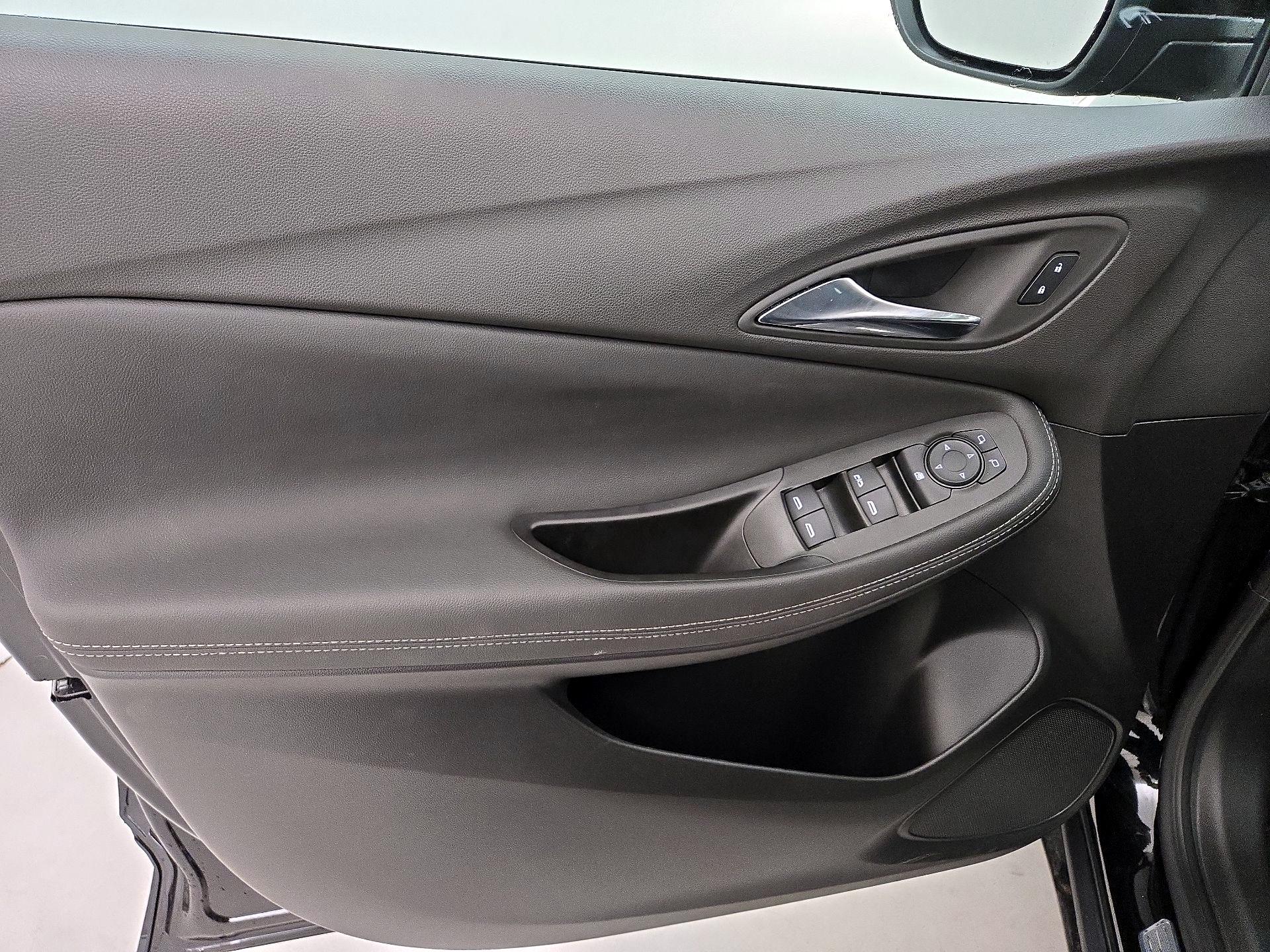 Thumbnail: 2023 Buick Encore GX - 12