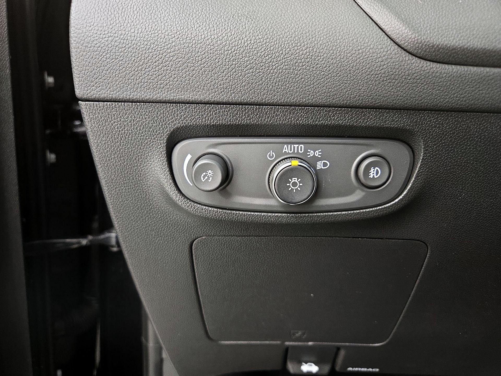 Thumbnail: 2023 Buick Encore GX - 13