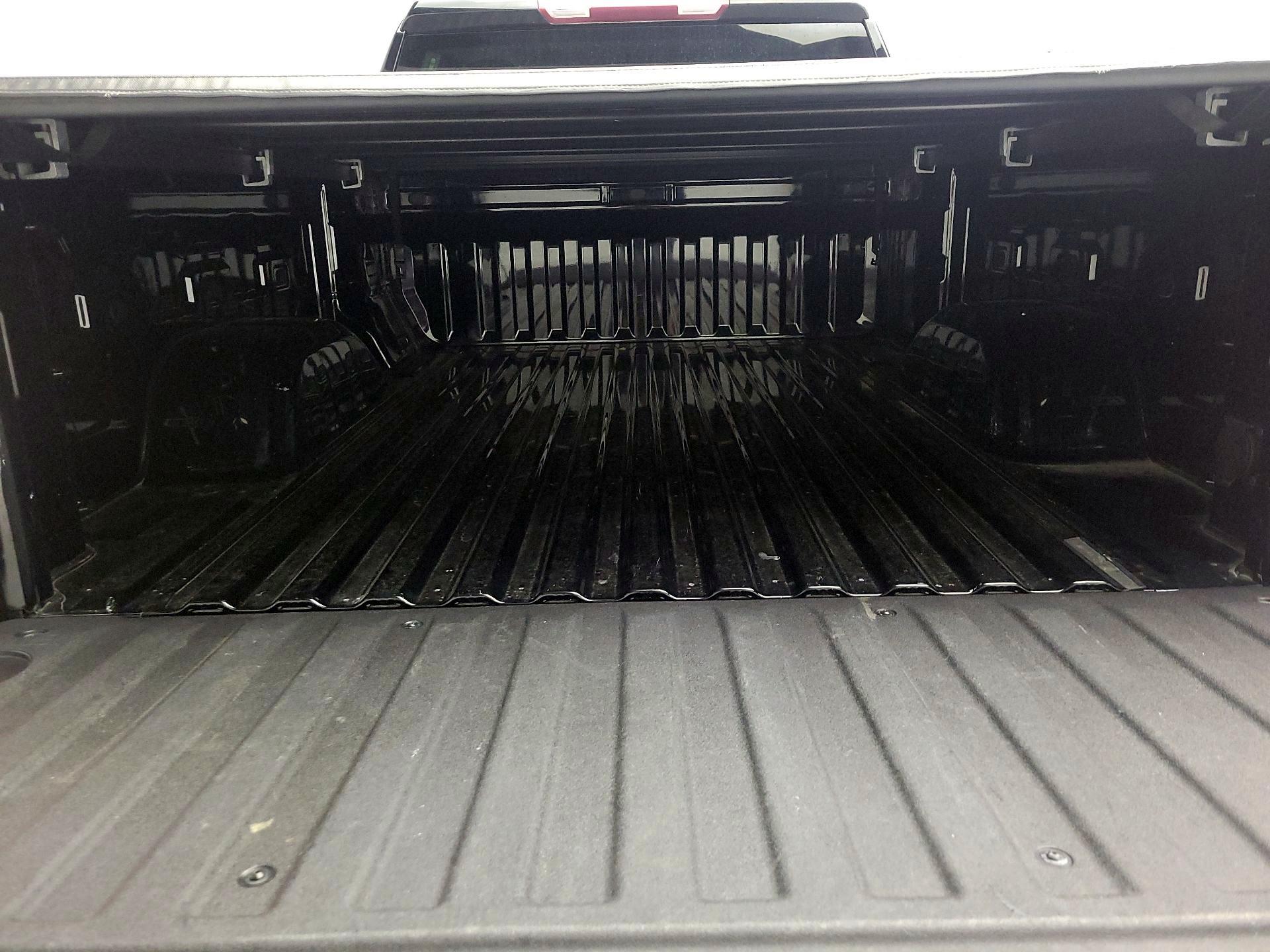 Thumbnail: 2023 GMC Sierra 1500 - 16