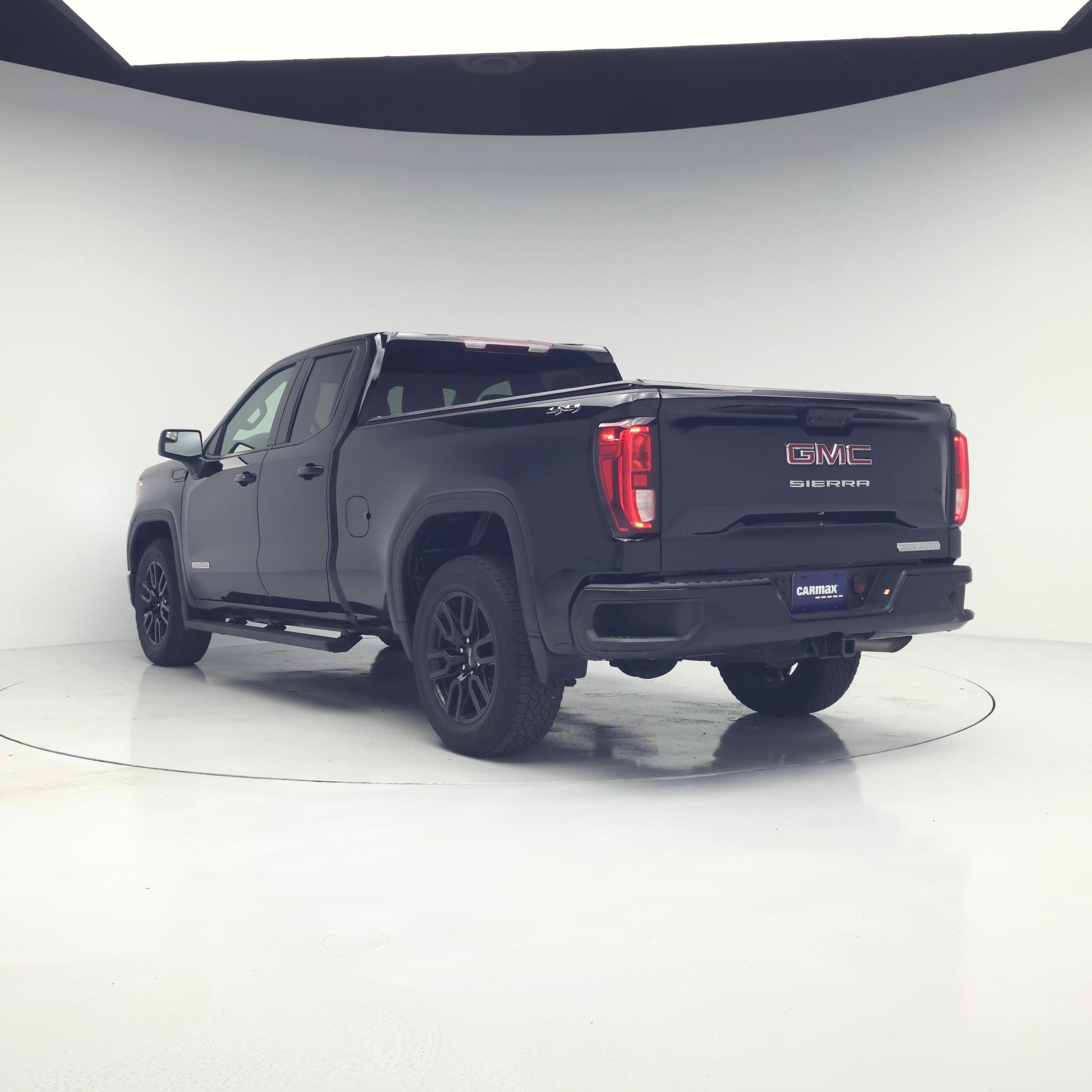 Thumbnail: 2023 GMC Sierra 1500 - 2