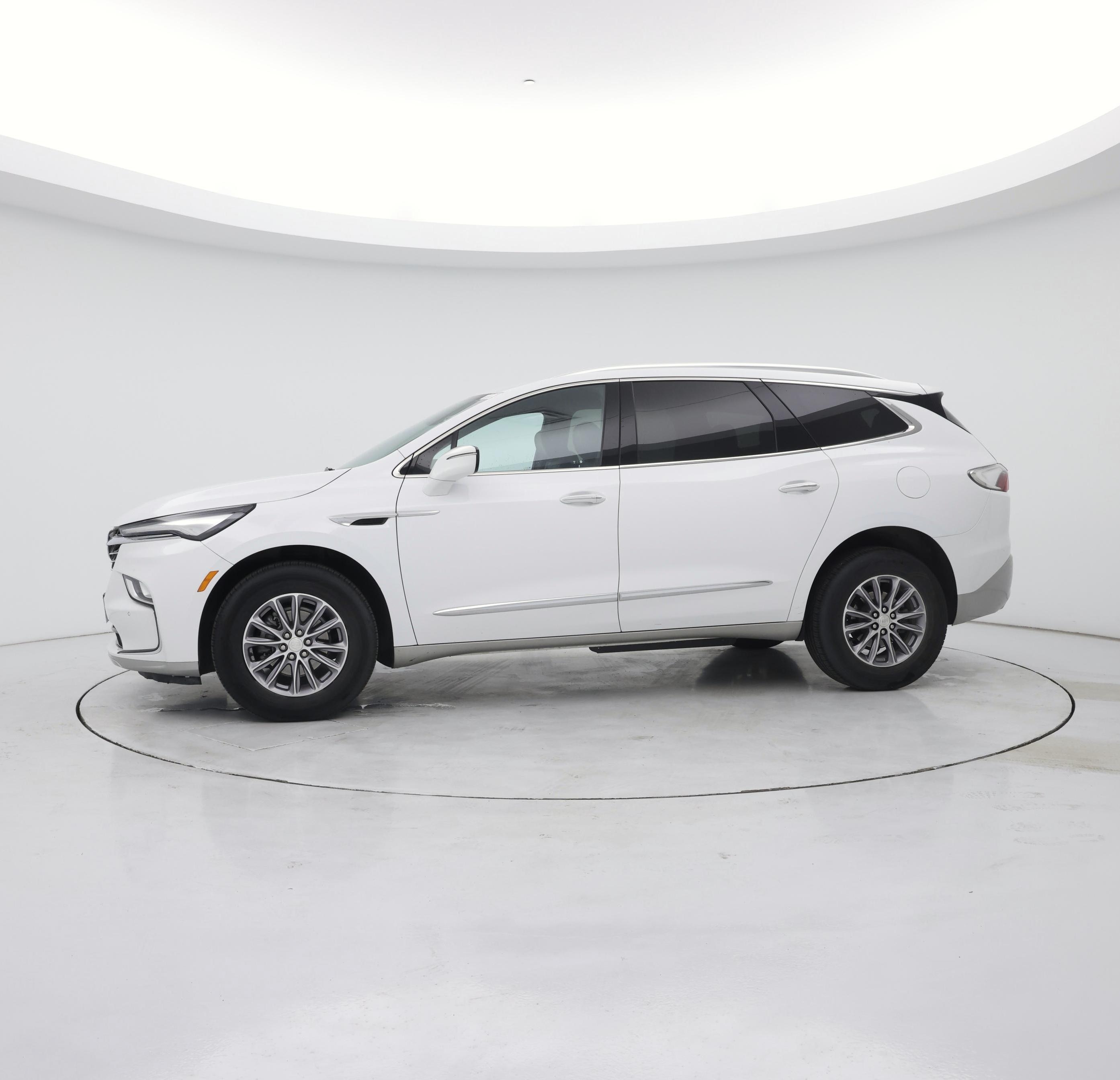 Thumbnail: 2022 Buick Enclave - 3