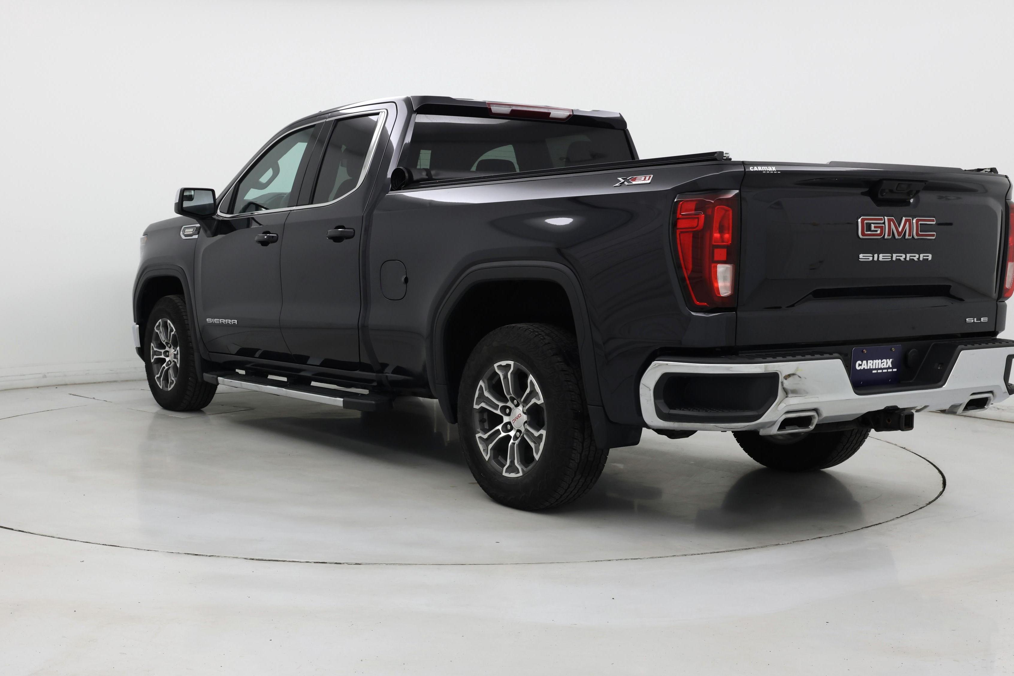 Thumbnail: 2023 GMC Sierra 1500 - 2