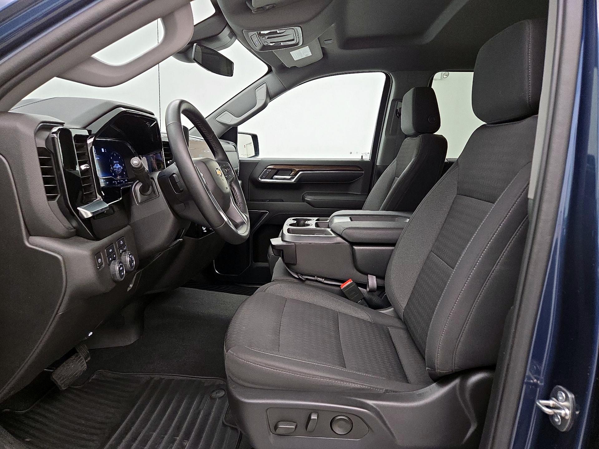 Thumbnail: 2023 Chevrolet Silverado 1500 - 11