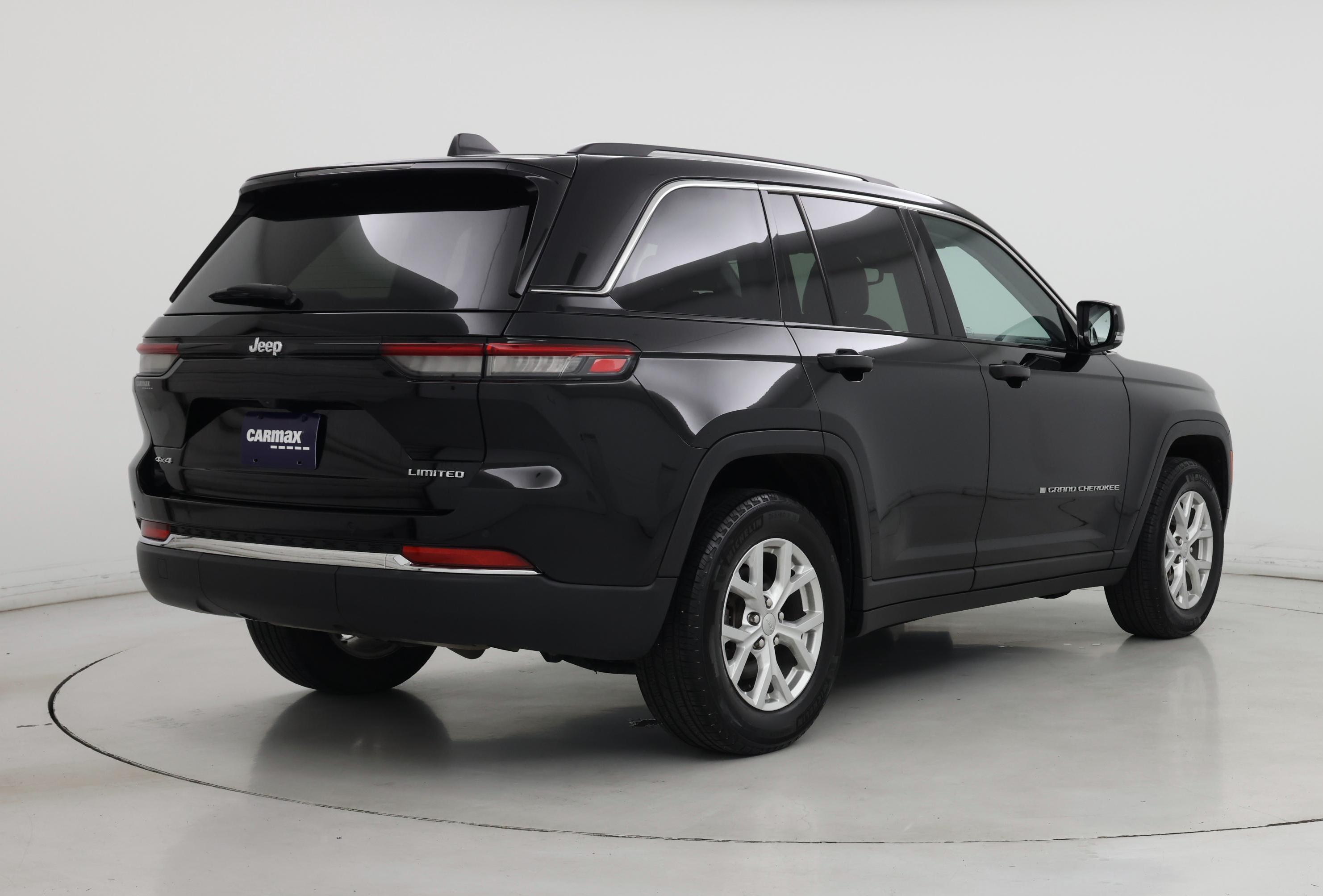 Thumbnail: 2023 Jeep Grand Cherokee - 8
