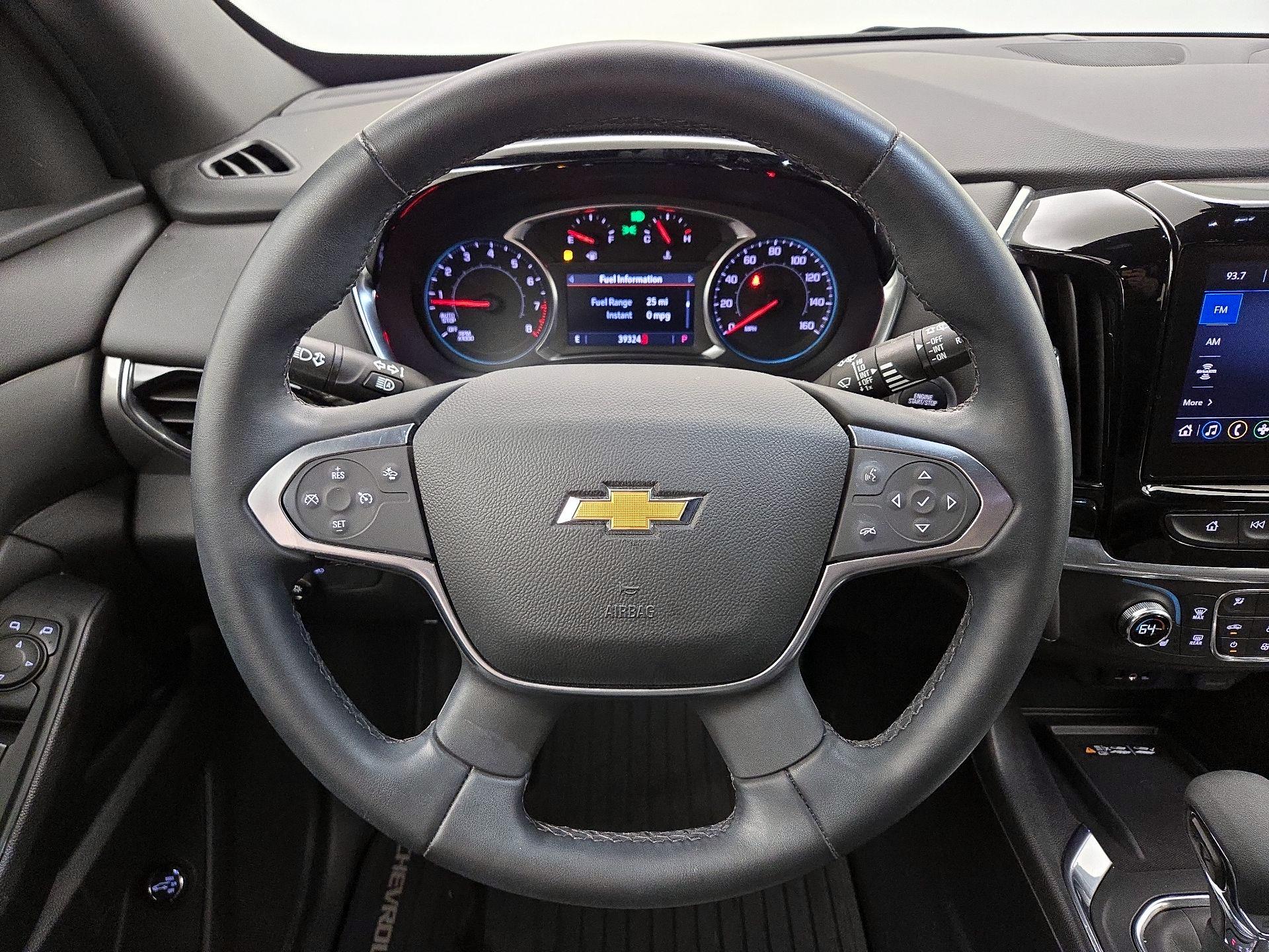 Thumbnail: 2023 Chevrolet Traverse - 10