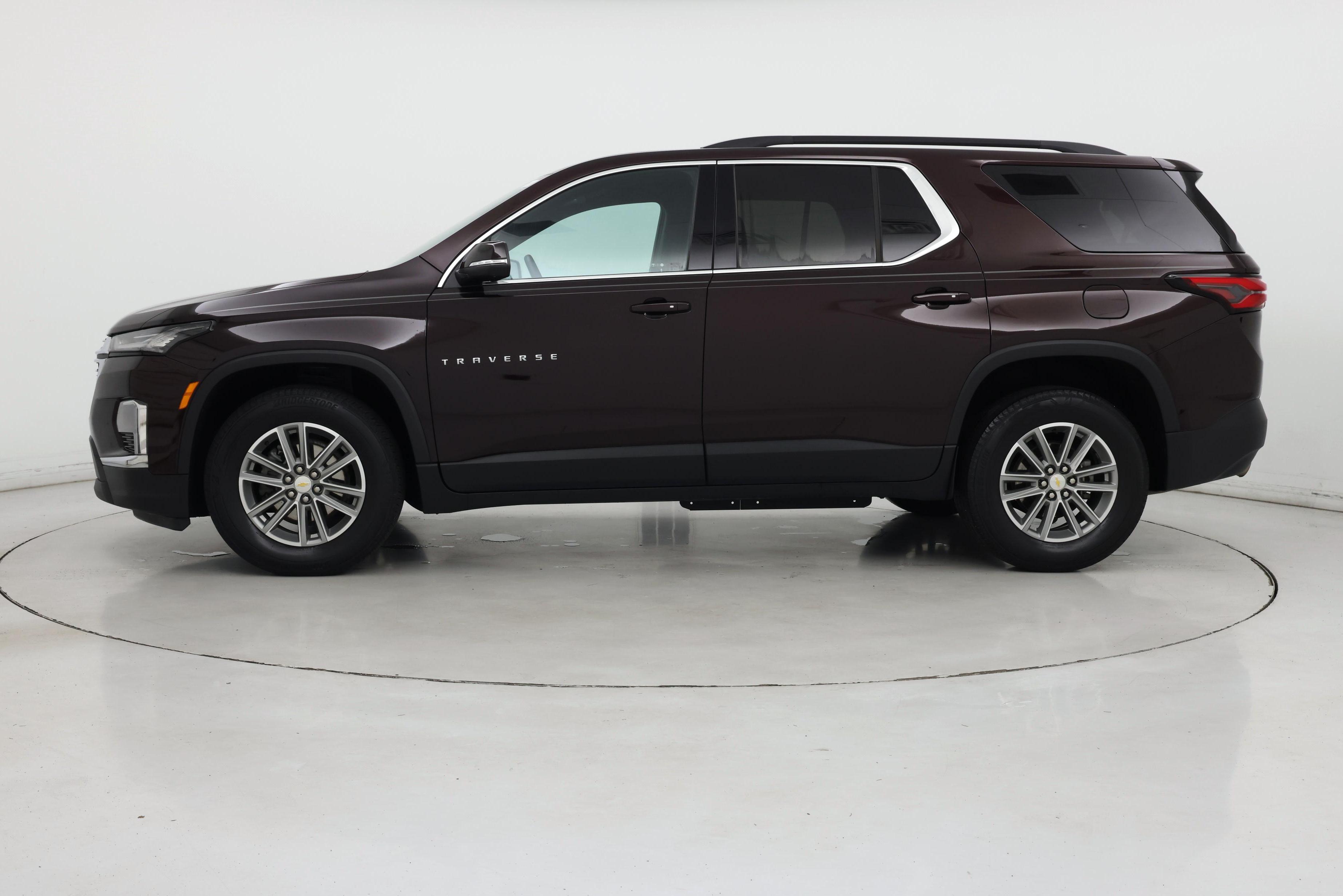 Thumbnail: 2023 Chevrolet Traverse - 3