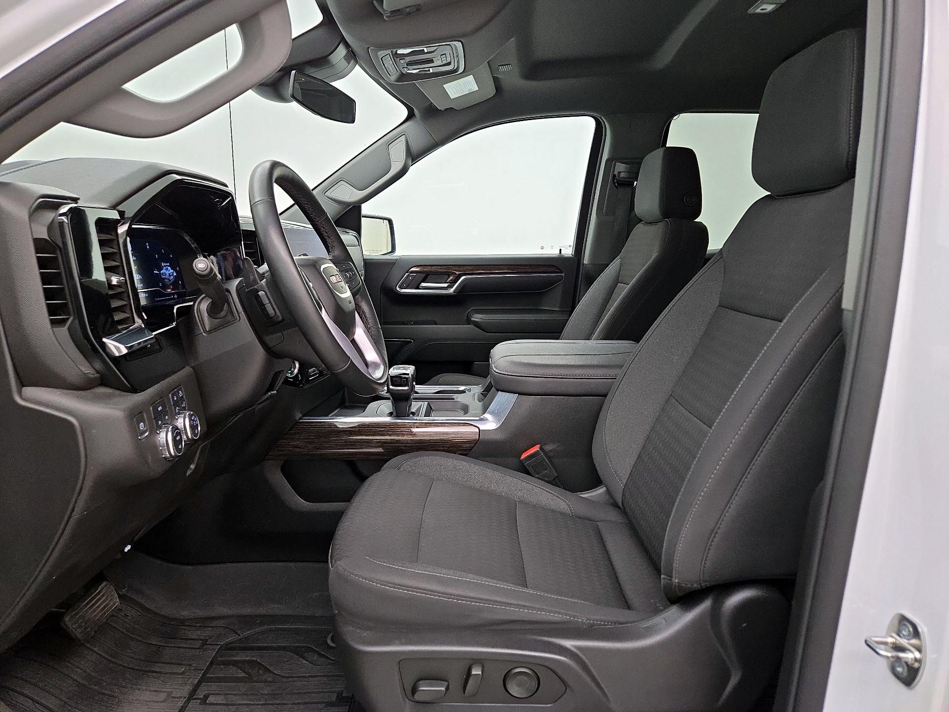 Thumbnail: 2023 GMC Sierra 1500 - 11