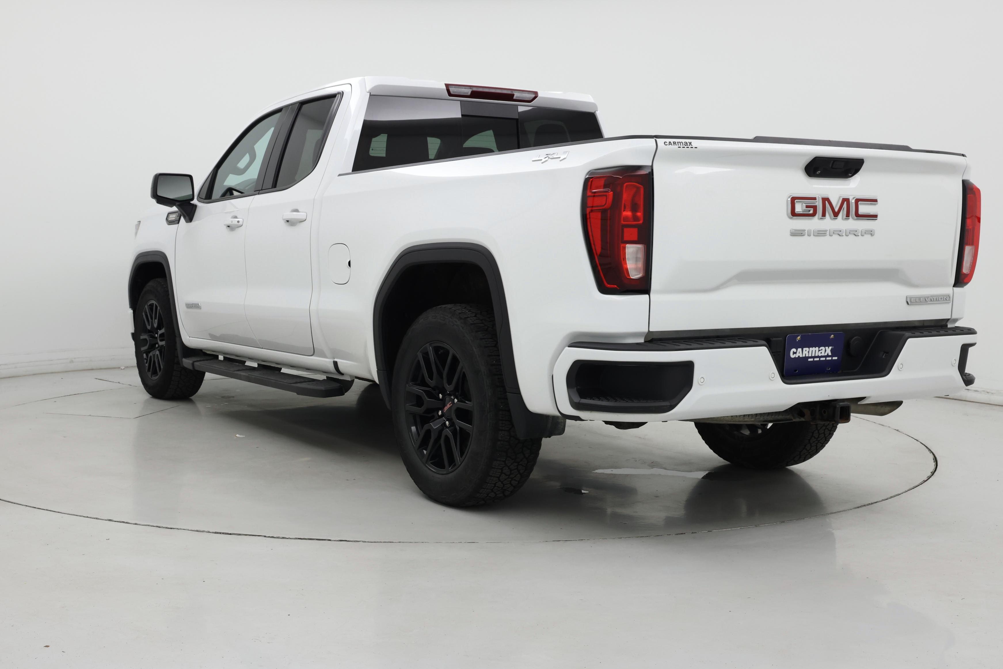 Thumbnail: 2023 GMC Sierra 1500 - 2
