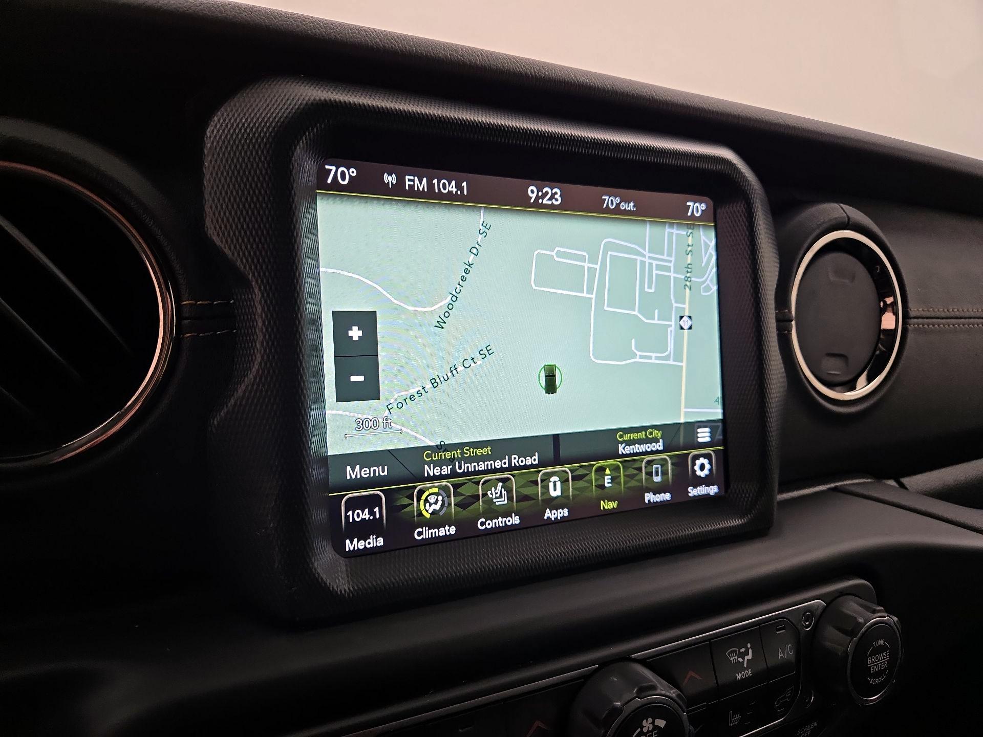 Thumbnail: 2023 Jeep Wrangler - 14