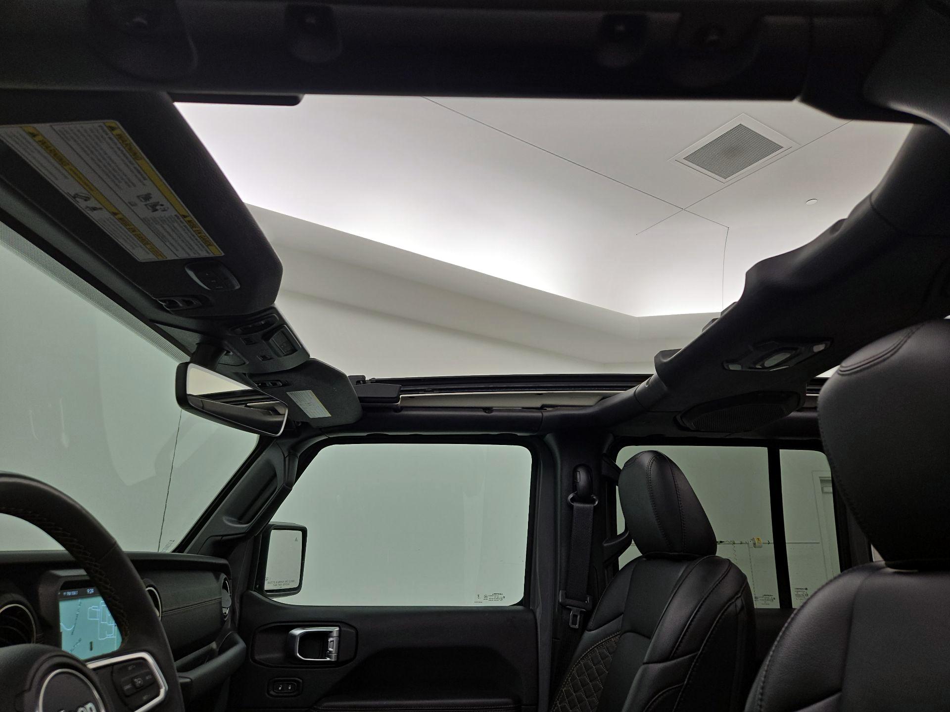 Thumbnail: 2023 Jeep Wrangler - 20