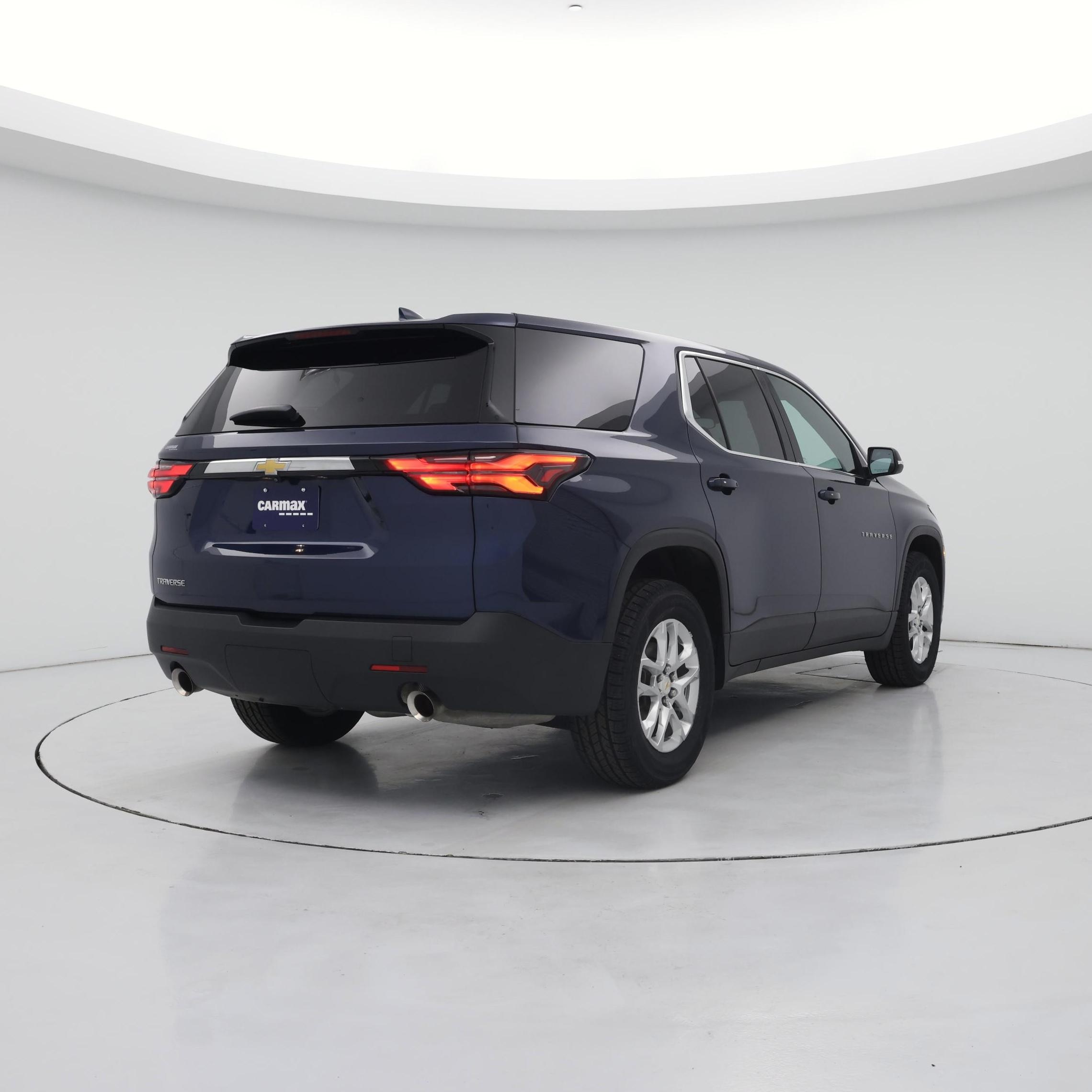 Thumbnail: 2023 Chevrolet Traverse - 8