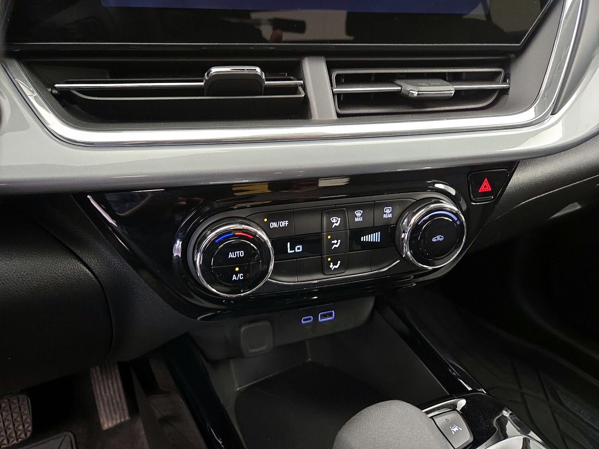 Thumbnail: 2024 Chevrolet Trax - 16