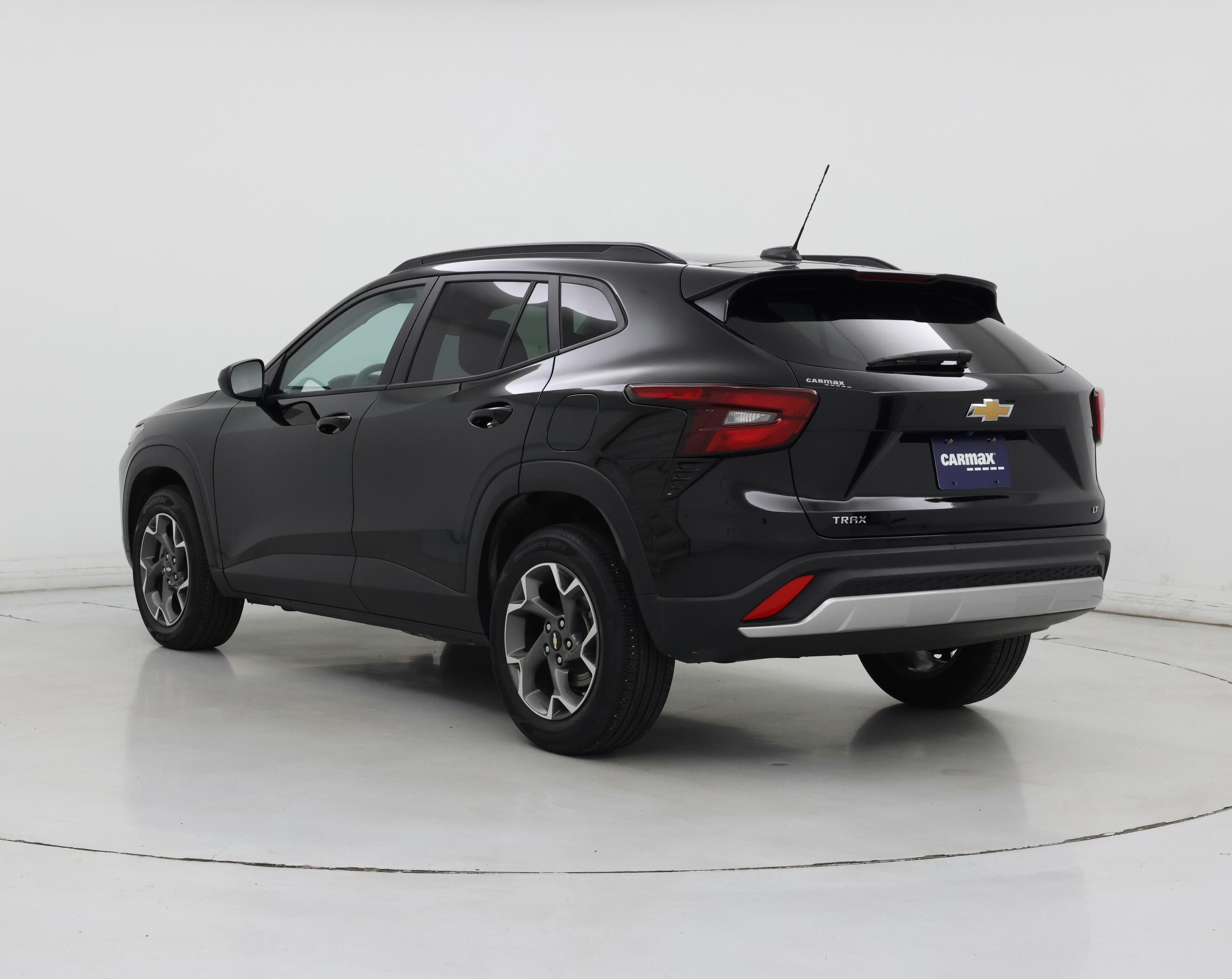 Thumbnail: 2024 Chevrolet Trax - 2