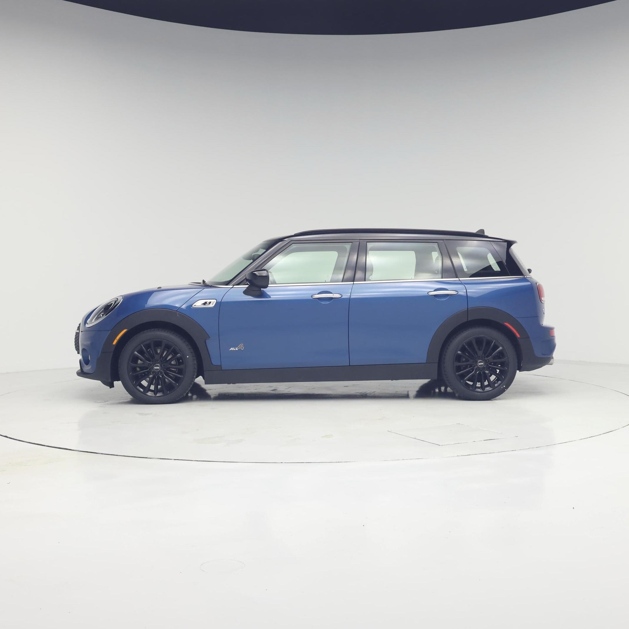 Thumbnail: 2022 MINI Cooper Clubman - 3
