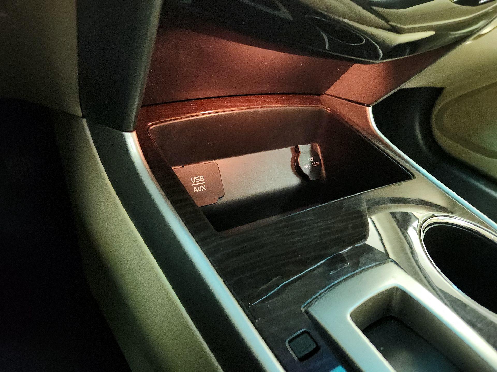 Thumbnail: 2015 Nissan Altima - 18